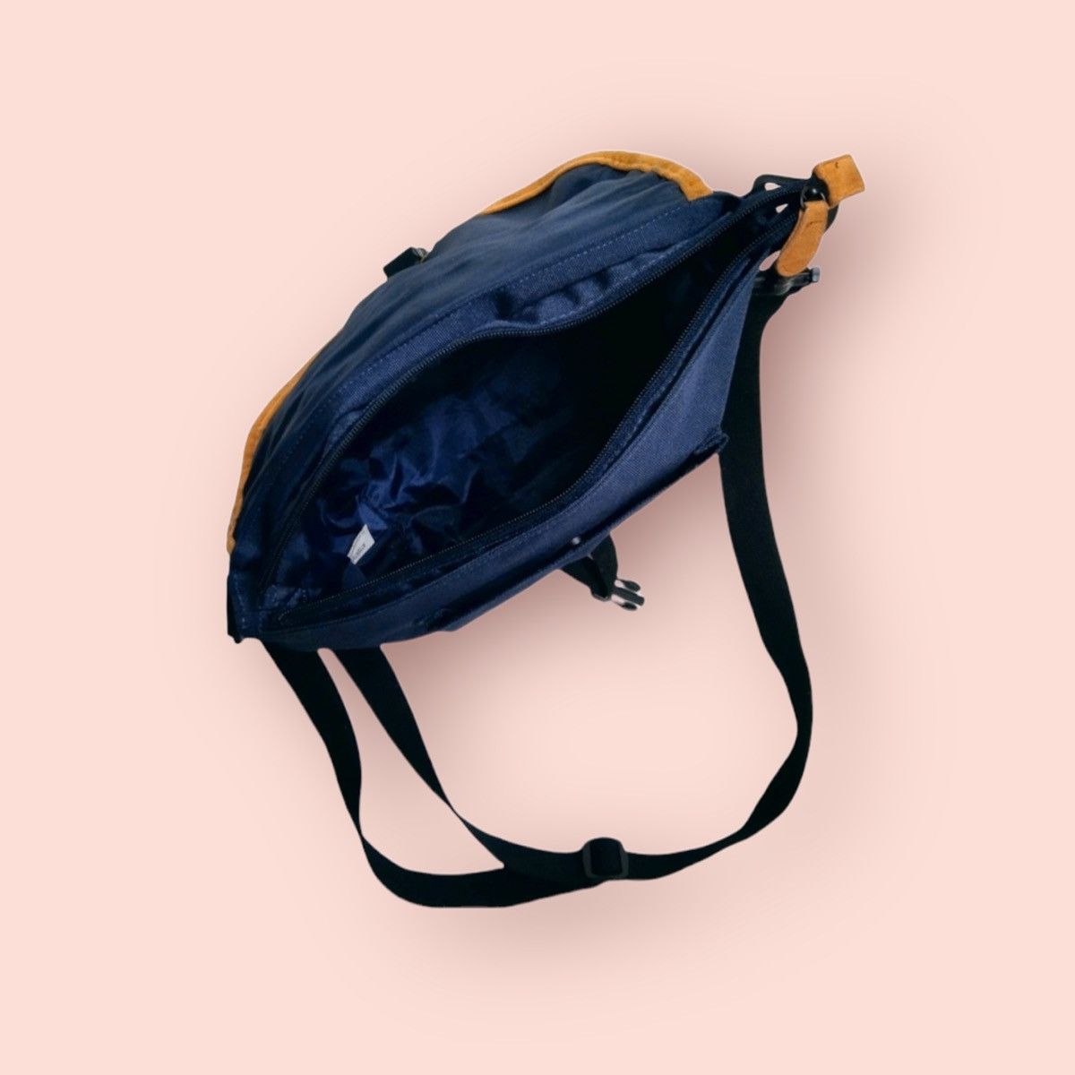 Japanese Brand × Other JAPAN CROSSBODY BAG INSPIRED ISSEYMIYAKE/FELIX THE CAT Size ONE SIZE - 16 Thumbnail