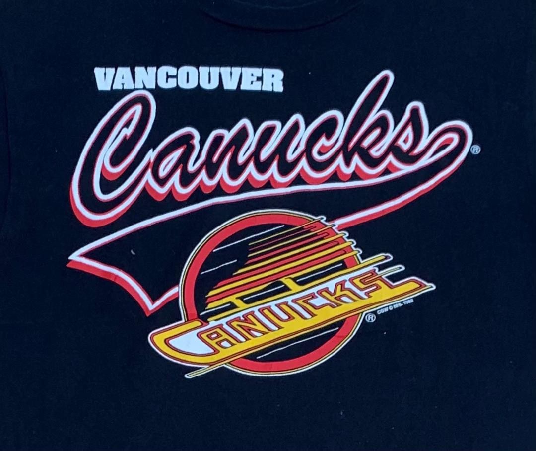 Vintage Vintage Tee Vancouver Canucks ( A 13 ) Size US L / EU 52-54 / 3 - 2 Thumbnail