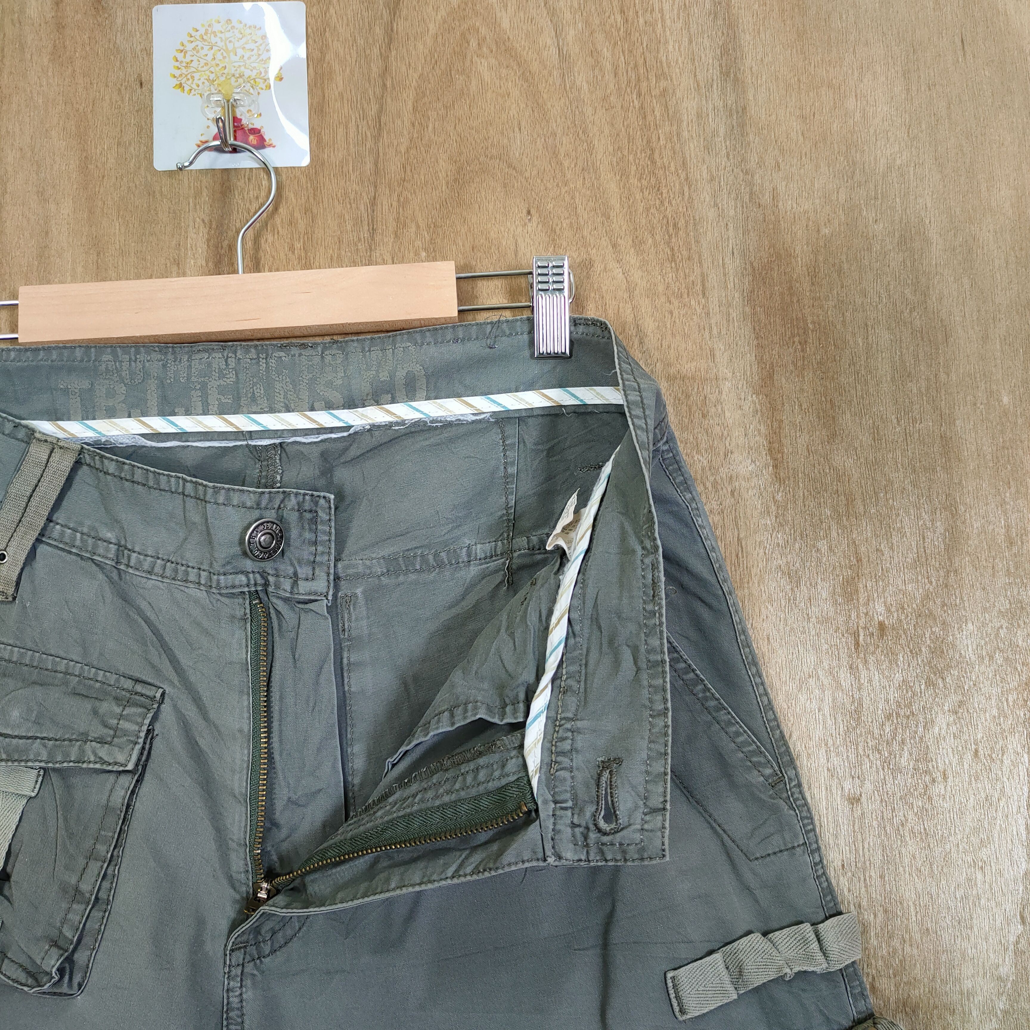 Japanese Brand VINTAGE TBJ FADED BONDAGE CARGO PANTS Size US 32 / EU 48 - 13 Thumbnail