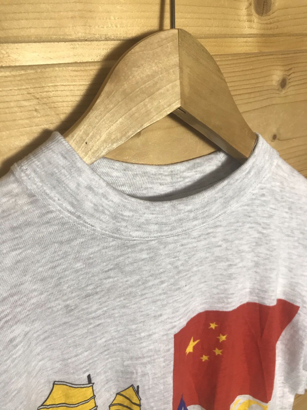 Vintage 1997 Vintage 90s Hong Kong t-shirt Size US M / EU 48-50 / 2 - 4 Thumbnail