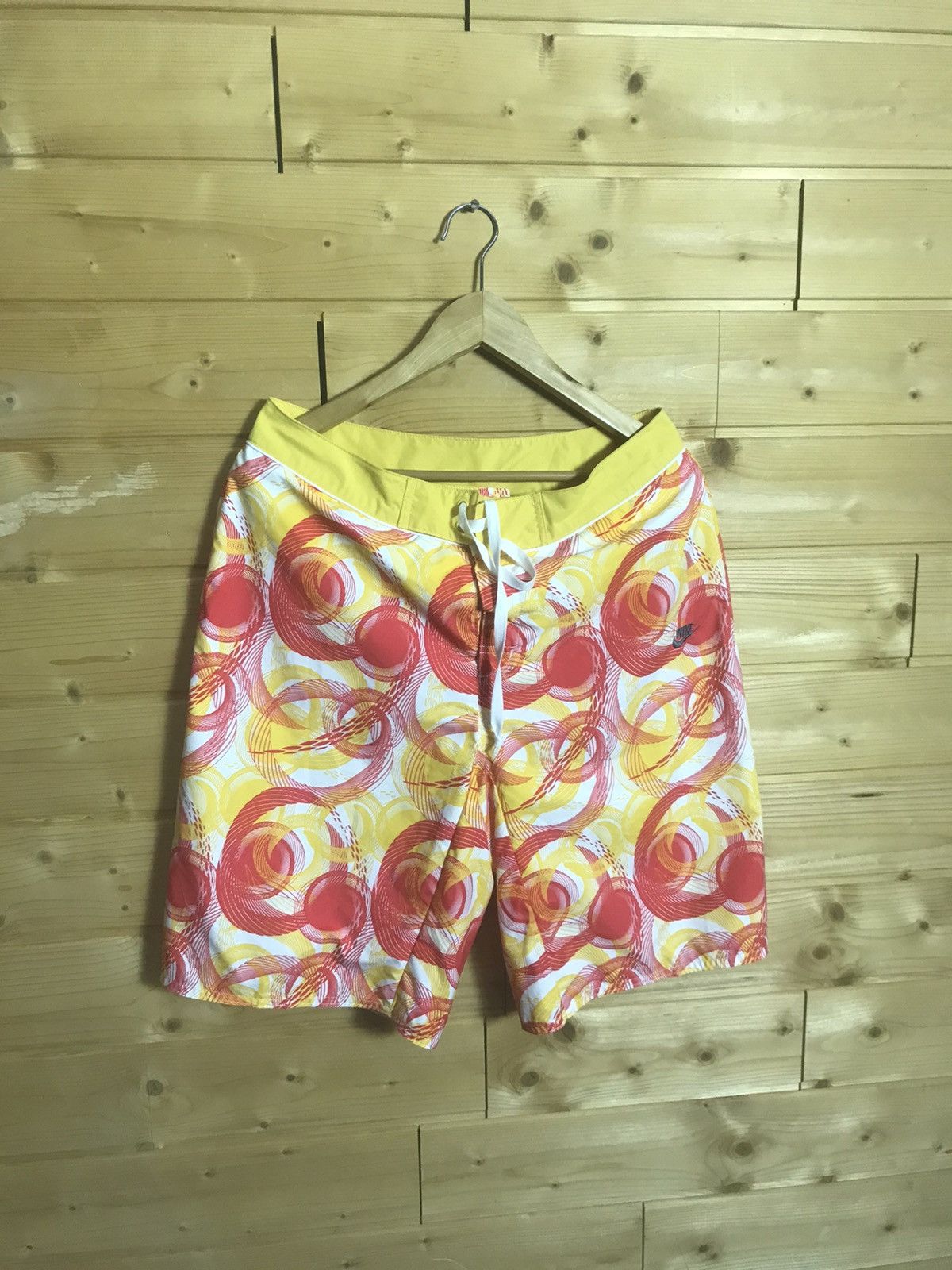 Vintage Vintage Nike shorts Size US 33 - 1 Thumbnail