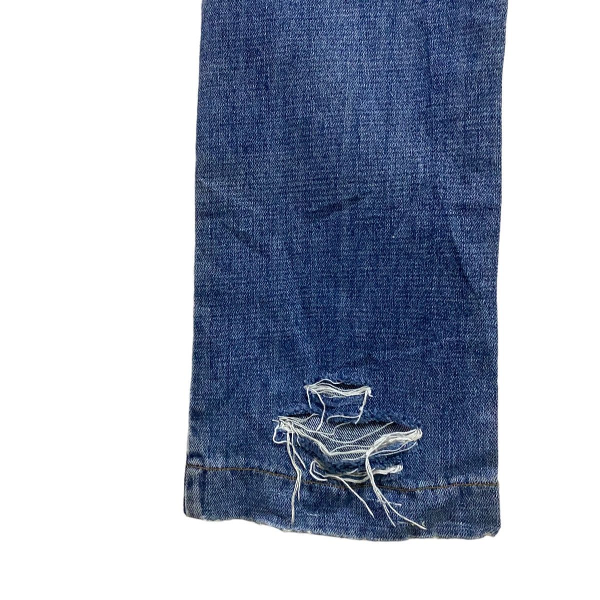 Dolce & Gabbana Dolce & Gabbana Denim Thrashed Jeans Size US 30 / EU 46 - 11 Thumbnail