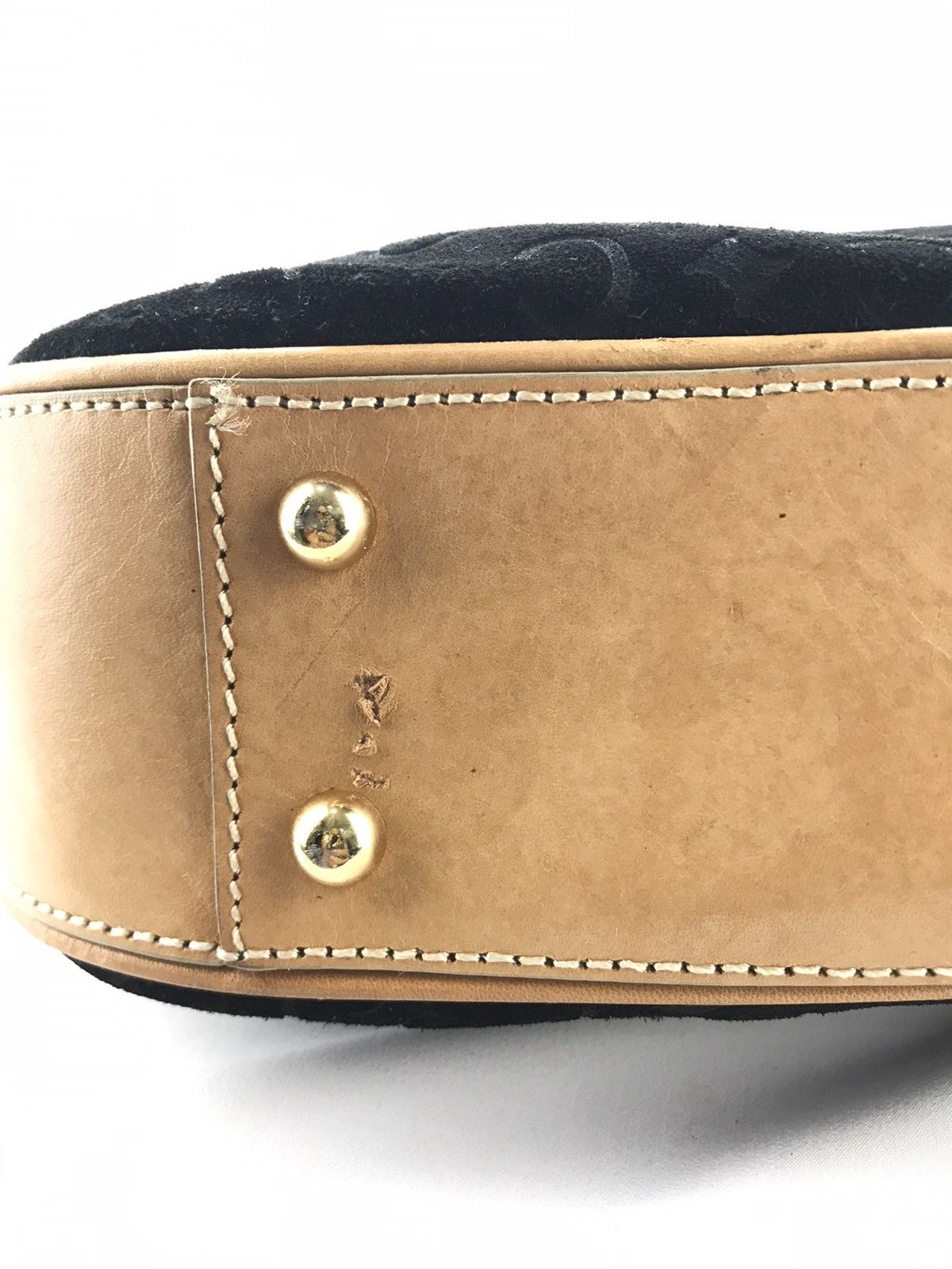 Celine ❌Last Drop❌Auth Celine Suede leather monogram shoulderbag Size ONE SIZE - 14 Thumbnail