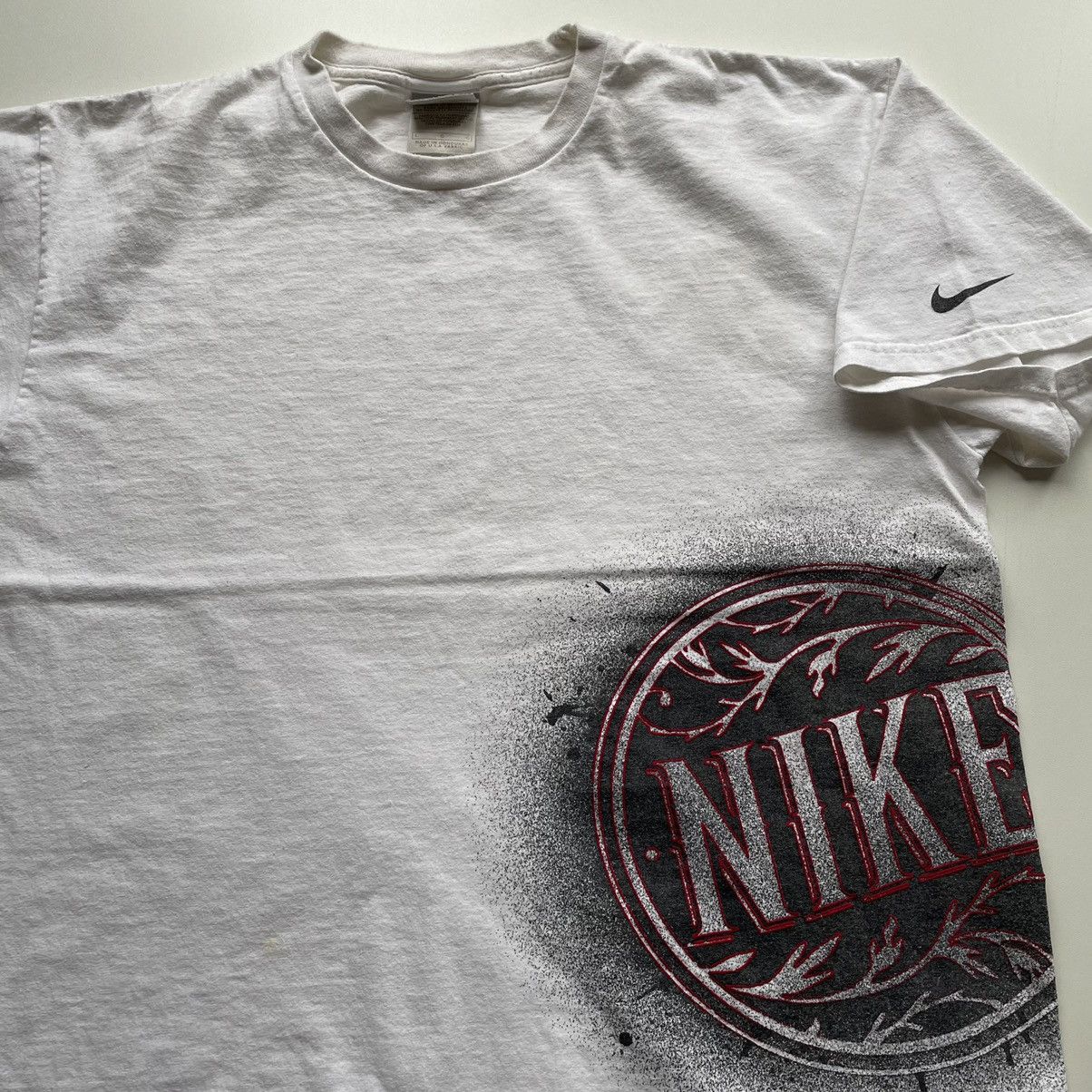 Nike Vintage 2000s Nike Swoosh Graphic T Shirt Men's Medium Rare Size US M / EU 48-50 / 2 - 2 Thumbnail