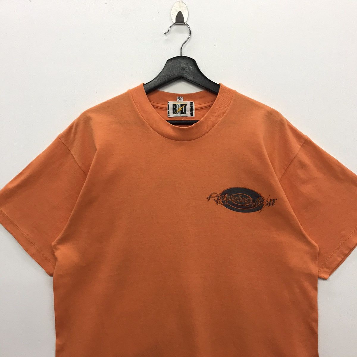 Lightning Bolt × Vintage Rare!! Vintage Lightning Bolt Surfing Graphic Tee Size US M / EU 48-50 / 2 - 3 Thumbnail