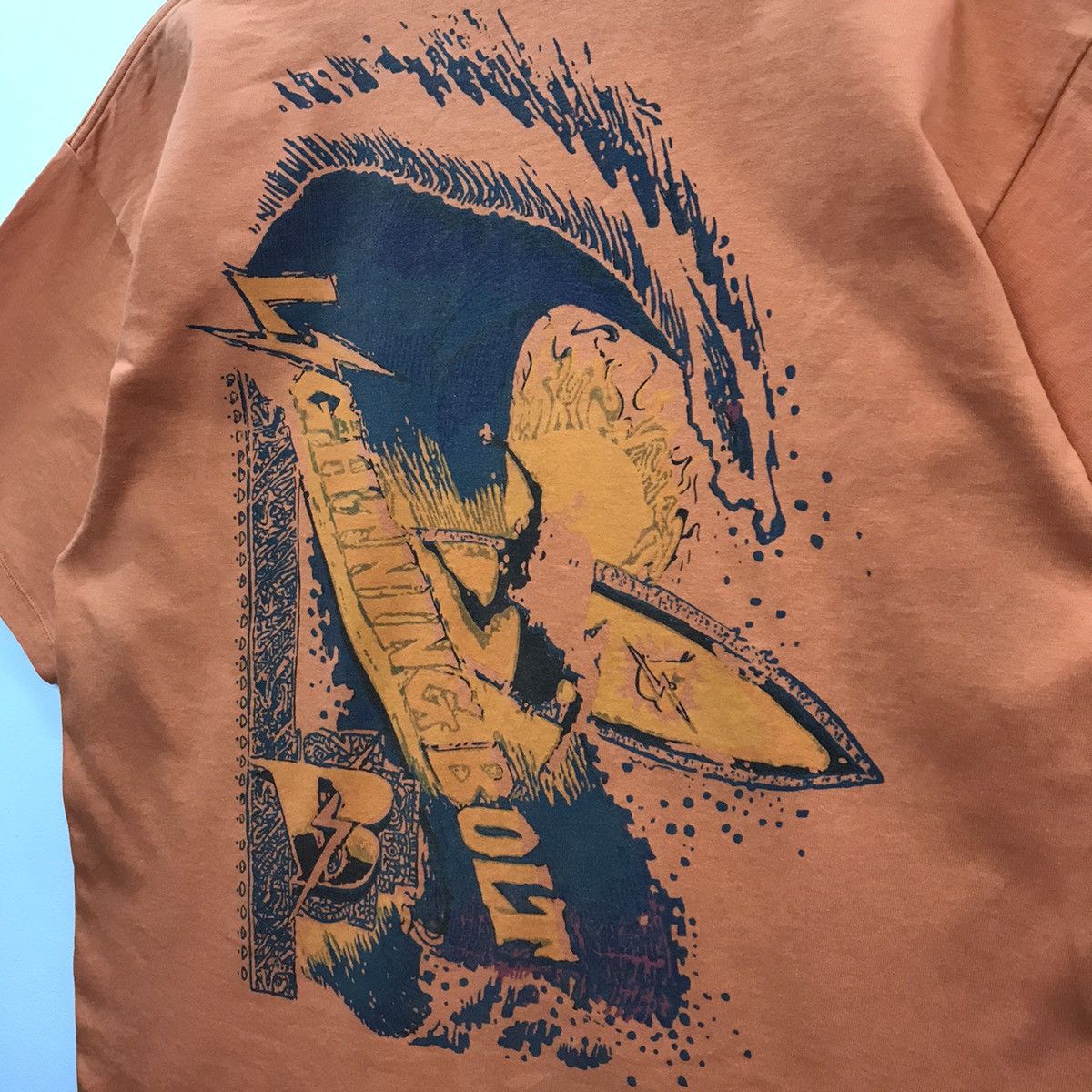 Lightning Bolt × Vintage Rare!! Vintage Lightning Bolt Surfing Graphic Tee Size US M / EU 48-50 / 2 - 11 Thumbnail