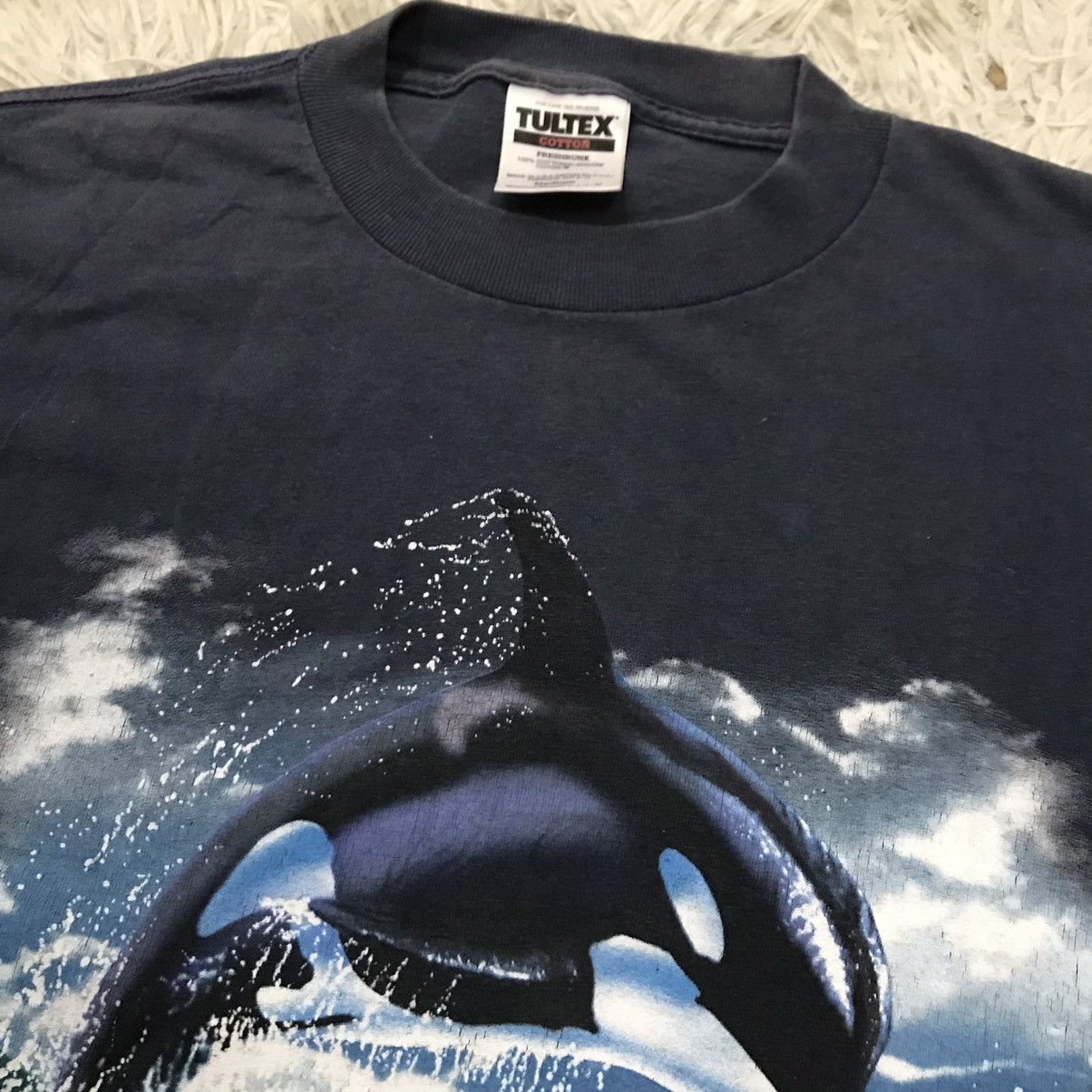Vintage Vintage 90s Sea World Tultex Tshirt Size US M / EU 48-50 / 2 - 11 Thumbnail