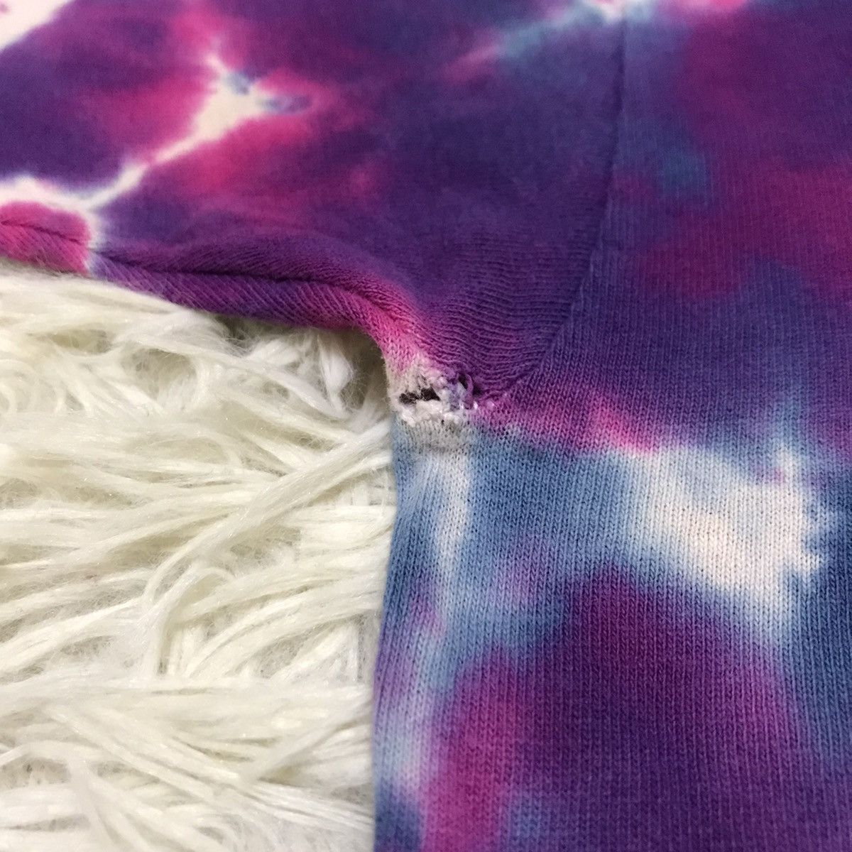 Fruit Of The Loom Rare🔥Vintage 90s tie dye Ron Star Mondala Tshirt Size US L / EU 52-54 / 3 - 9 Thumbnail