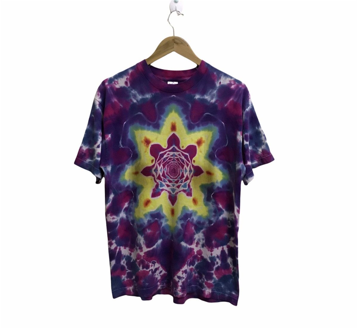 Fruit Of The Loom Rare🔥Vintage 90s tie dye Ron Star Mondala Tshirt Size US L / EU 52-54 / 3 - 1 Thumbnail