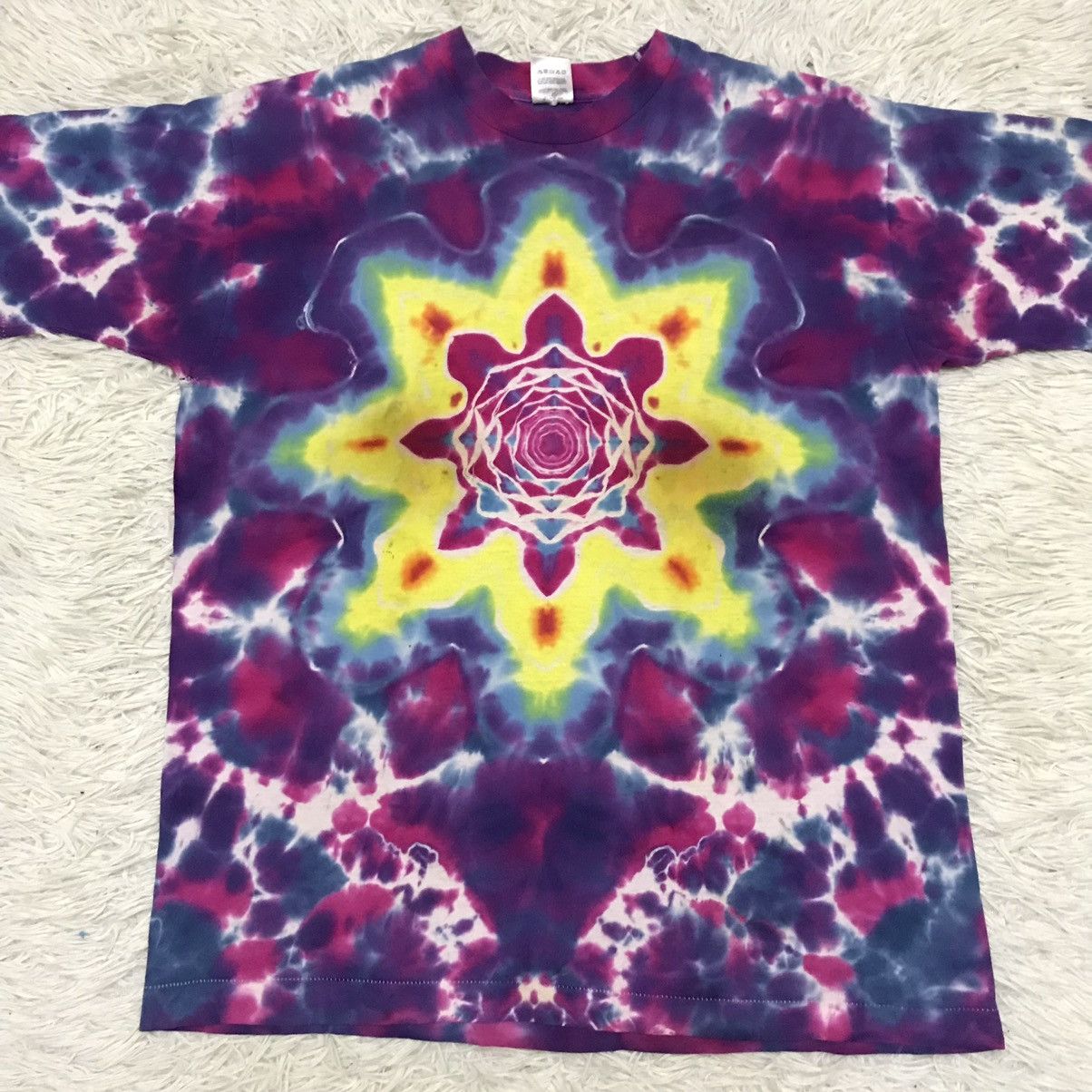 Fruit Of The Loom Rare🔥Vintage 90s tie dye Ron Star Mondala Tshirt Size US L / EU 52-54 / 3 - 8 Thumbnail