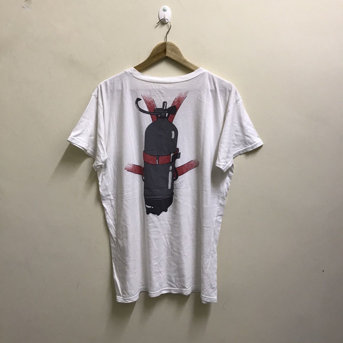 Hai Sporting Gear Vintage Hai Sporting Gear by Issey Miyake scuba Tshirt Size US L / EU 52-54 / 3 - 5 Thumbnail