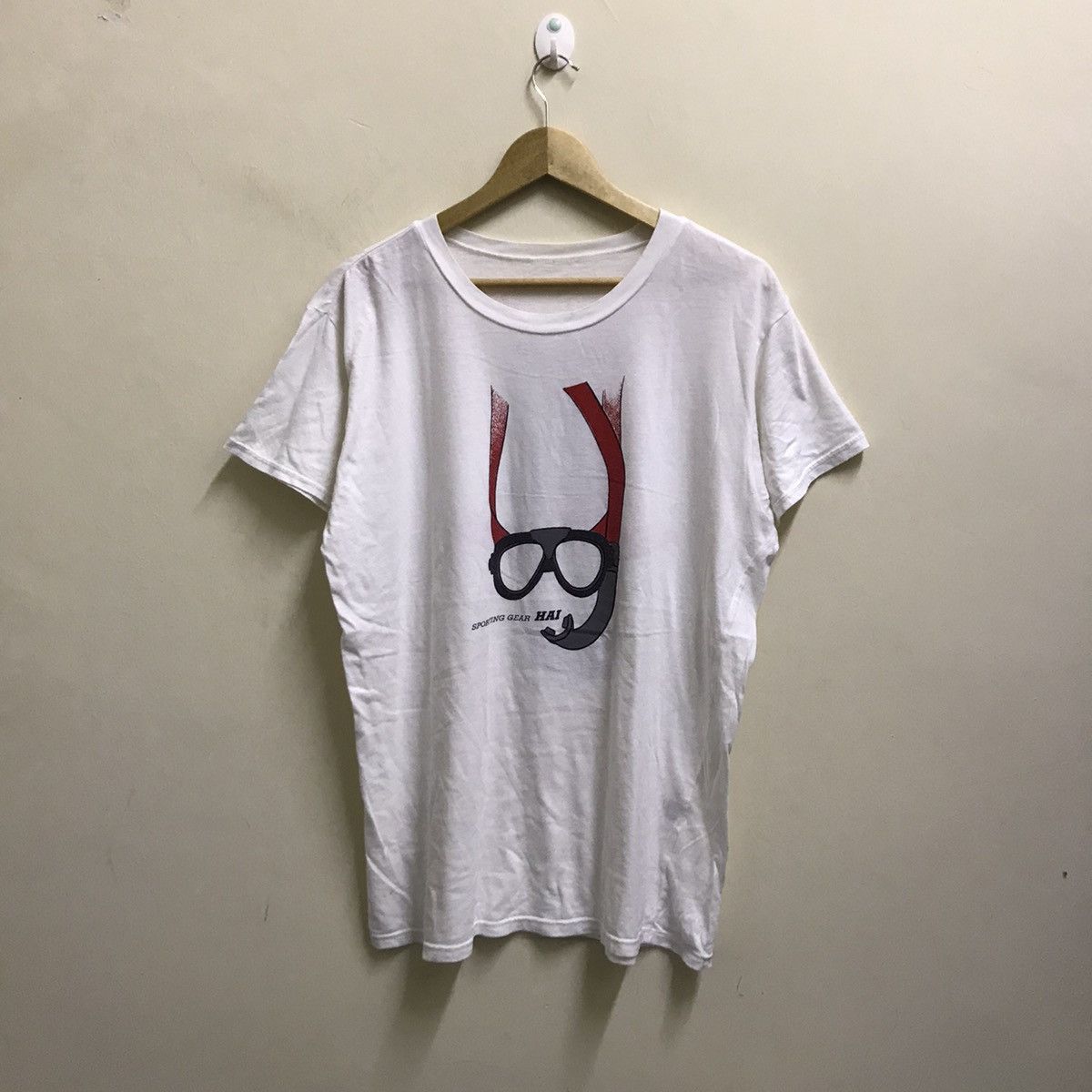 Hai Sporting Gear Vintage Hai Sporting Gear by Issey Miyake scuba Tshirt Size US L / EU 52-54 / 3 - 3 Thumbnail