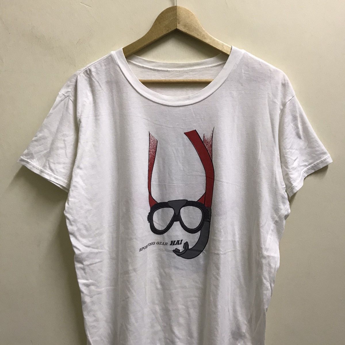 Hai Sporting Gear Vintage Hai Sporting Gear by Issey Miyake scuba Tshirt Size US L / EU 52-54 / 3 - 4 Thumbnail