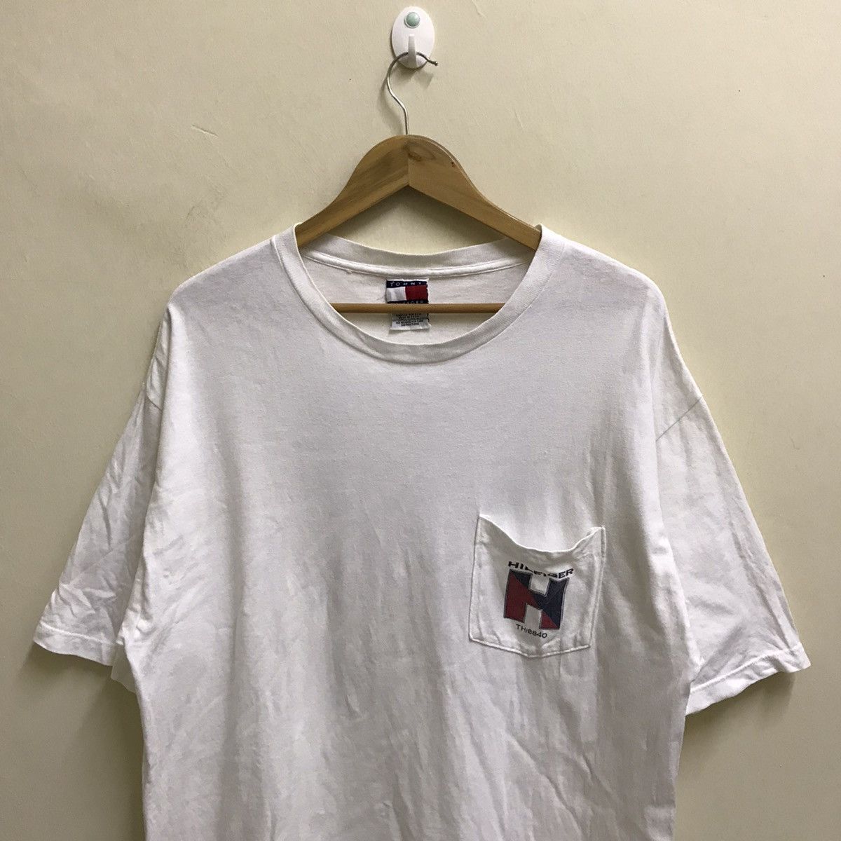 Tommy Hilfiger 🔥Vintage 90s Tommy Hilfiger Tshirt Size US XL / EU 56 / 4 - 3 Thumbnail
