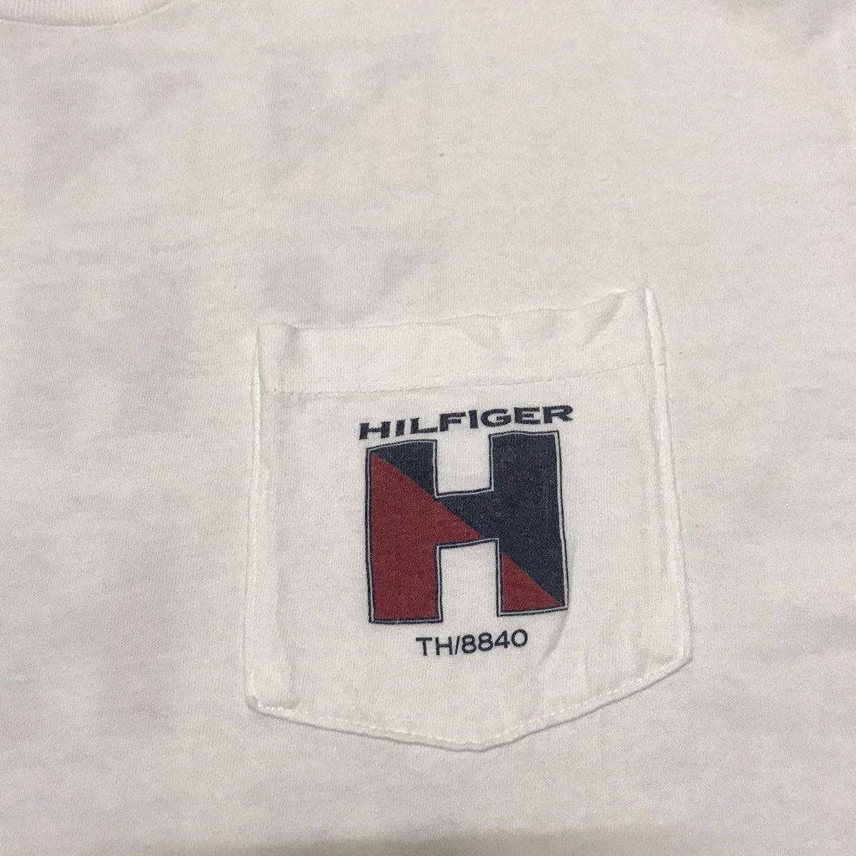Tommy Hilfiger 🔥Vintage 90s Tommy Hilfiger Tshirt Size US XL / EU 56 / 4 - 9 Thumbnail