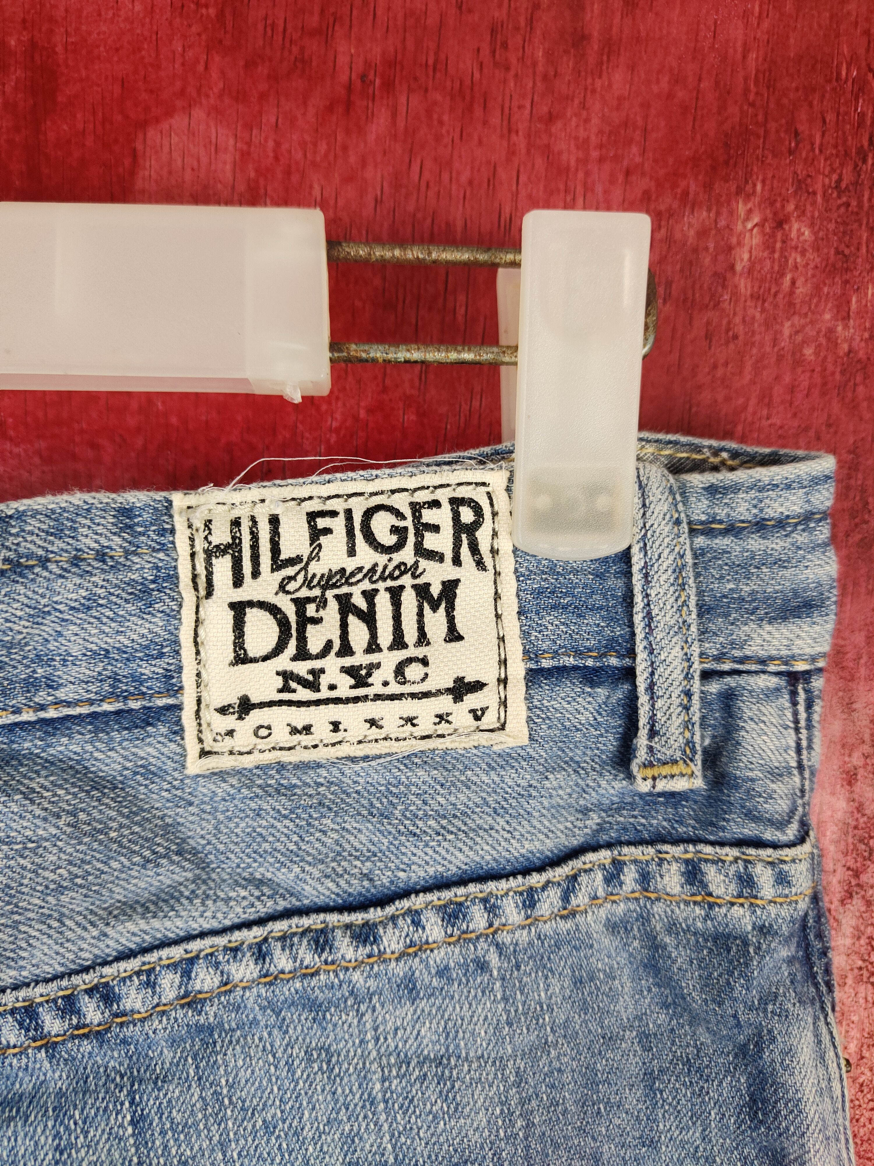Japanese Brand DL Hilfiger Blue Ripped Distressed Soft Denim #5954 Size 28" / US 6 / IT 42 - 9 Thumbnail