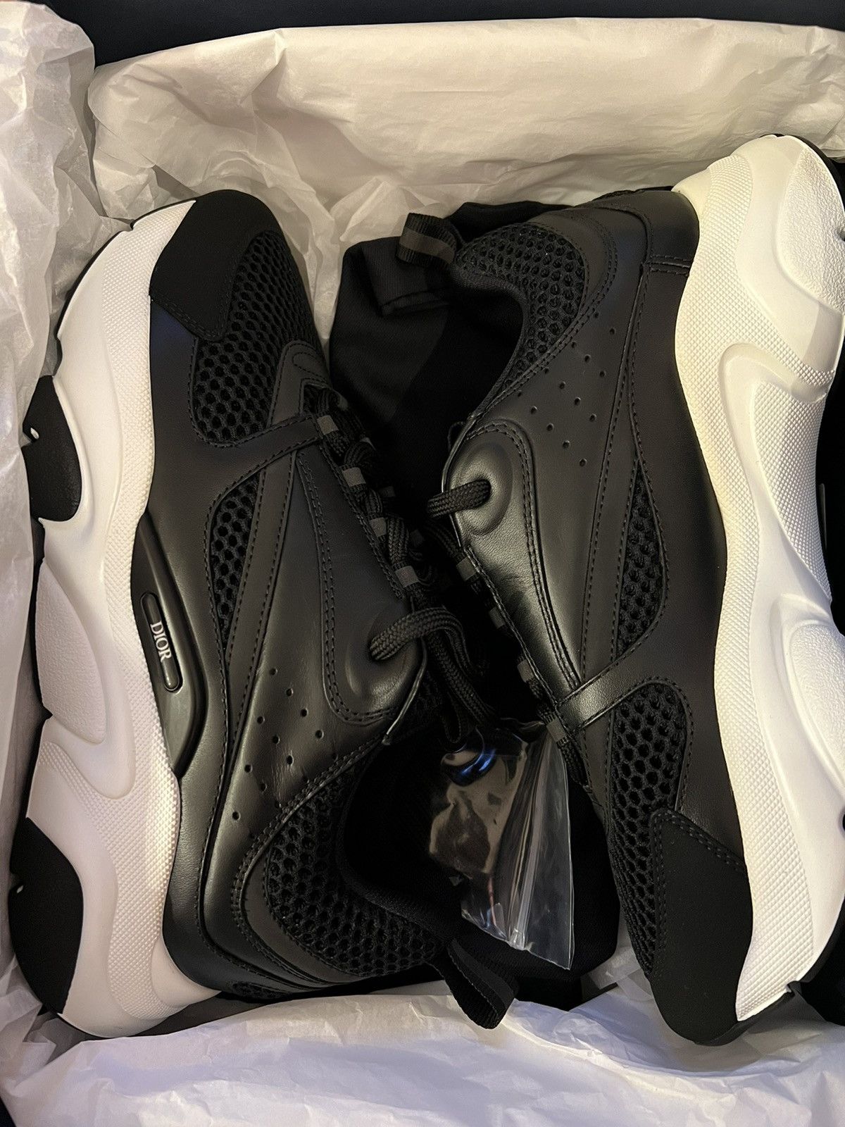 Dior *DSWT*B22 Black/White lowtop size 40 Size US 7 / EU 40 - 2 Thumbnail