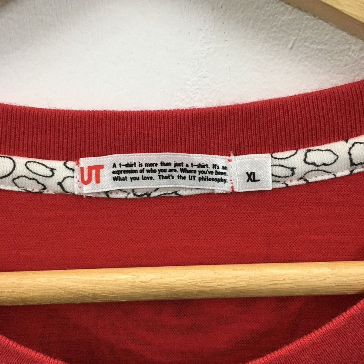 Anime × Uniqlo Rare Ushio Tora Anime x Uniqlo Spell Out Graphic Tee Size US L / EU 52-54 / 3 - 2 Thumbnail