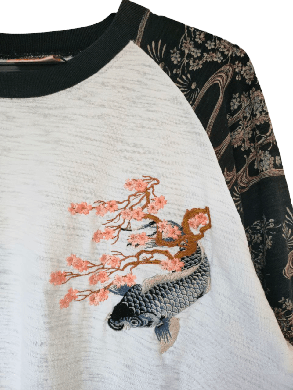 Karakuri Tamashii Embroidered Sukajan Koi Fish T Size US L / EU 52-54 / 3 - 3 Thumbnail