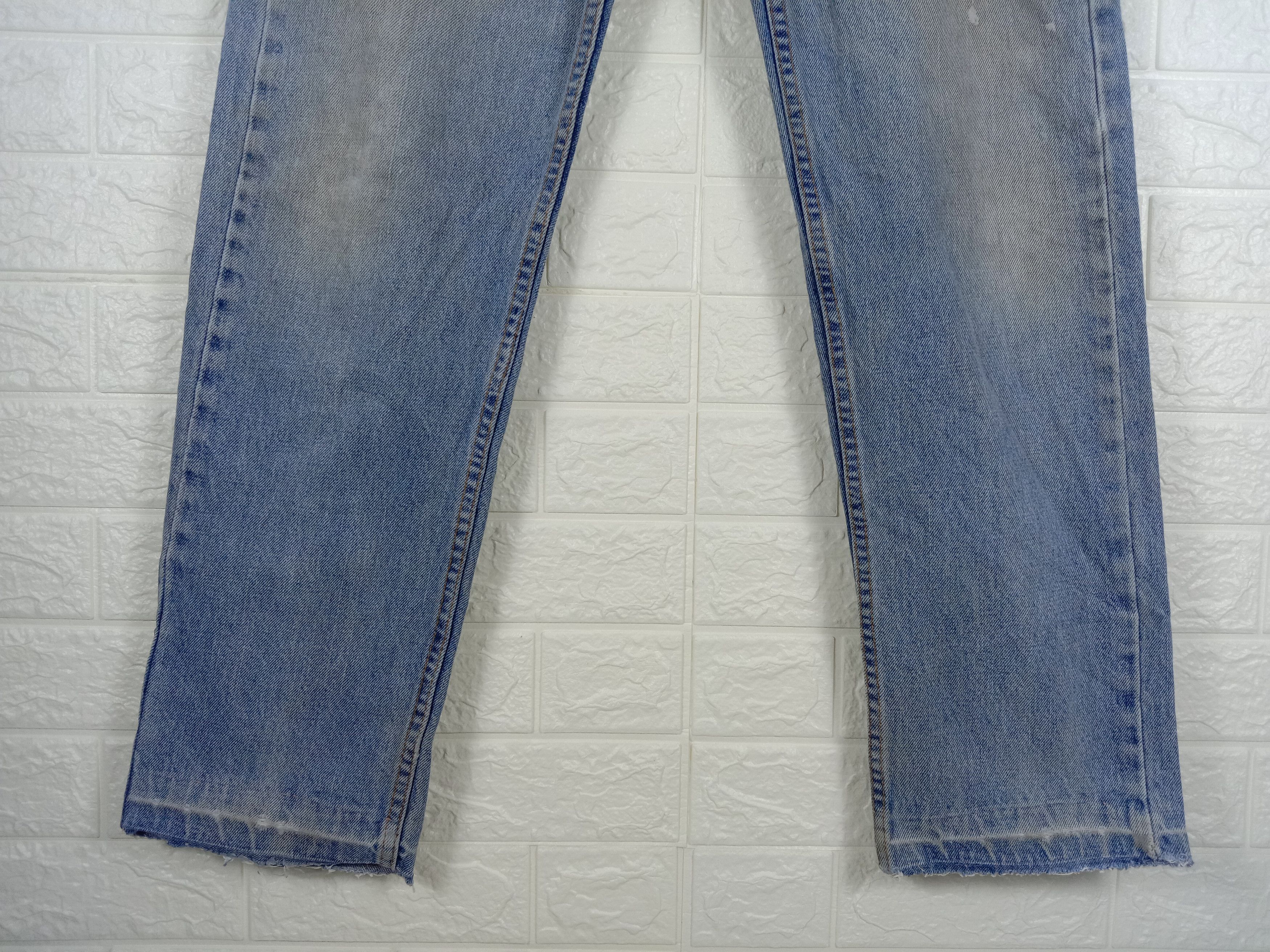 Levi's Vintage 90s Levi's 505 Jeans Light Wash Regular Fit Denim Size US 33 - 4 Thumbnail