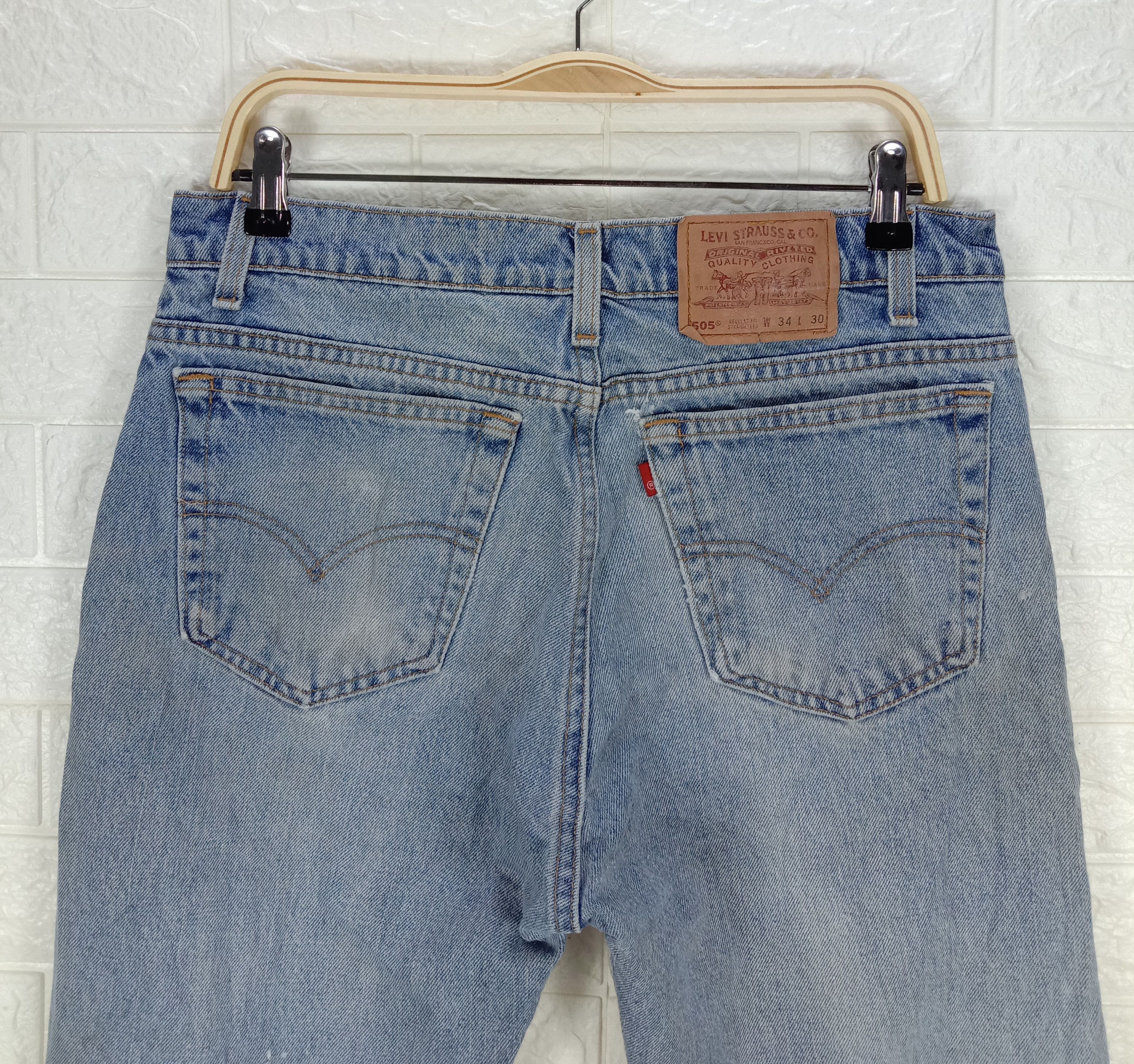 Levi's Vintage 90s Levi's 505 Jeans Light Wash Regular Fit Denim Size US 33 - 6 Thumbnail