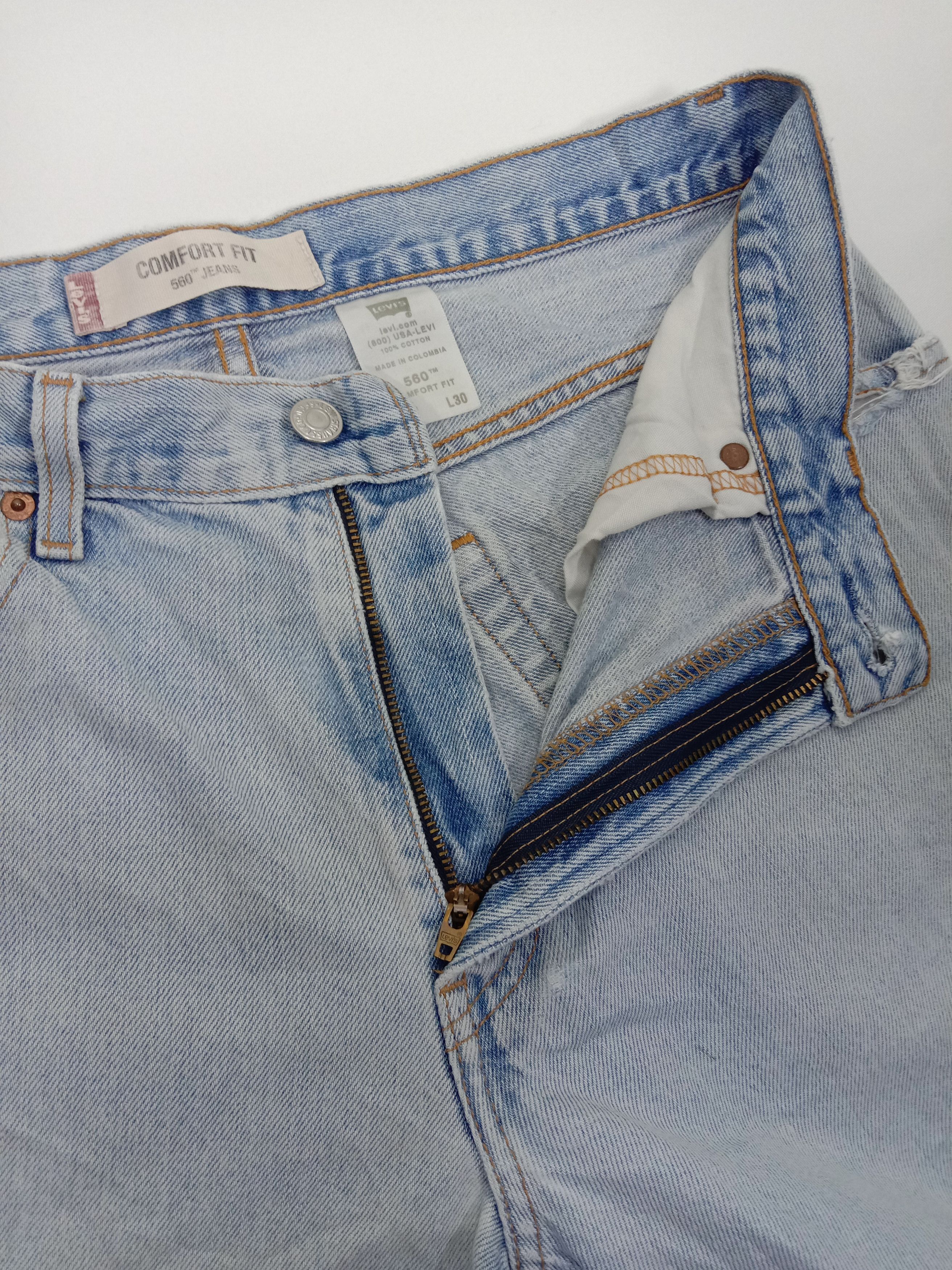 Levi's Vintage Levi's 560 Jeans Light Wash Distressed Denim Size US 32 / EU 48 - 9 Thumbnail