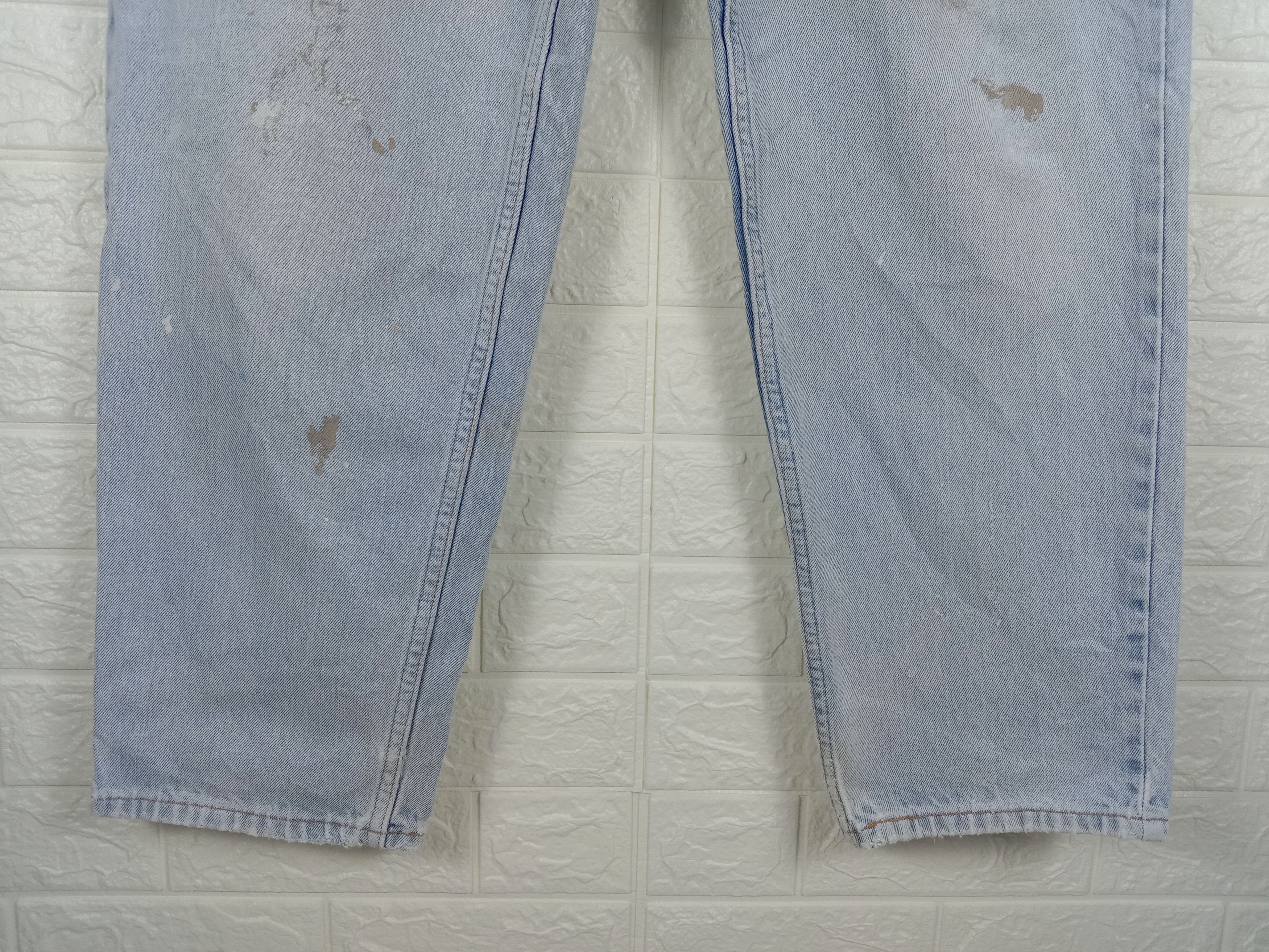 Levi's Vintage Levi's 560 Jeans Light Wash Distressed Denim Size US 32 / EU 48 - 4 Thumbnail
