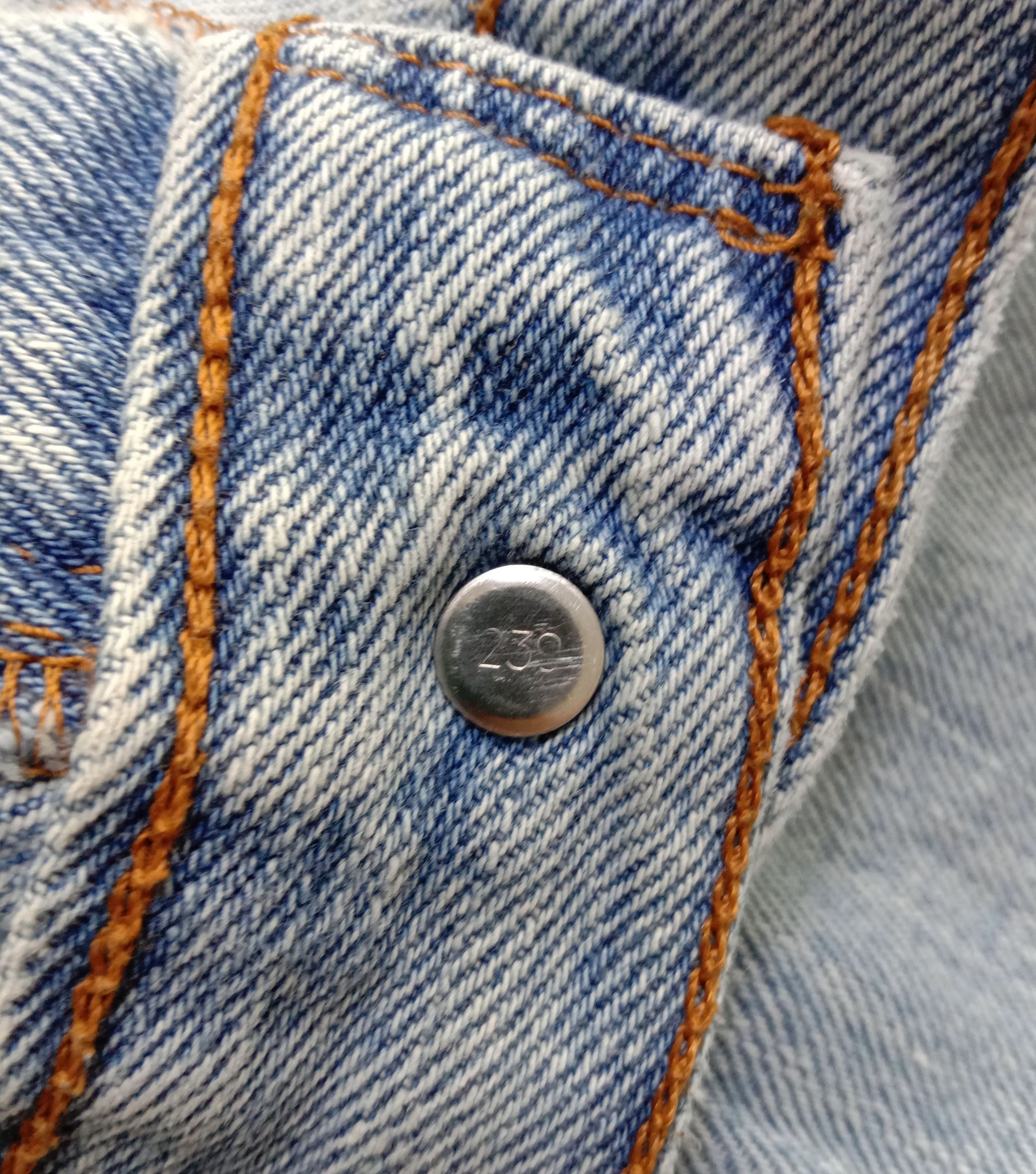 Levi's Vintage Levi's 505 Jeans Light Wash Regular Fit Denim Size US 36 / EU 52 - 11 Thumbnail