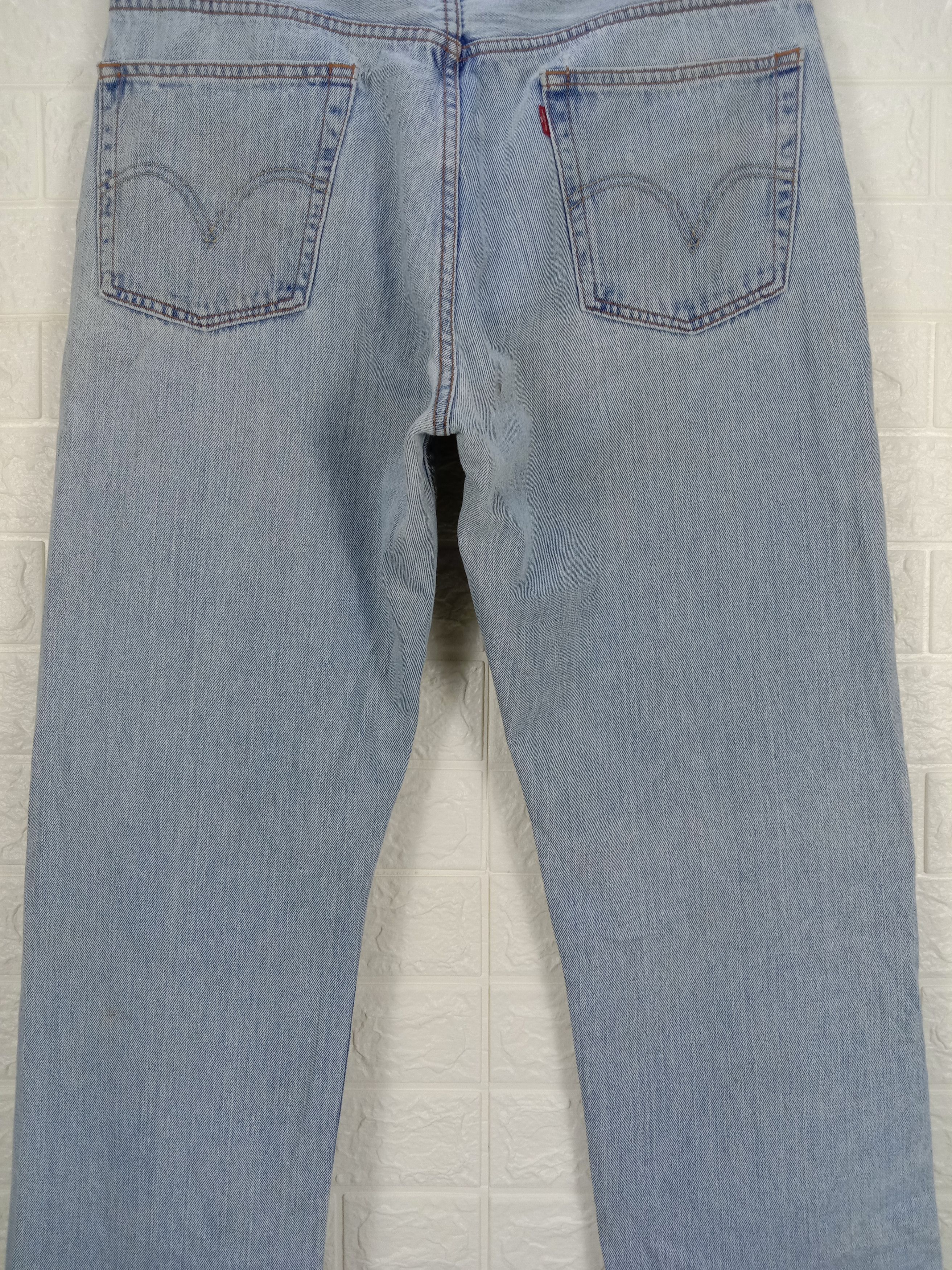 Levi's Vintage Levi's 505 Jeans Light Wash Regular Fit Denim Size US 36 / EU 52 - 7 Thumbnail