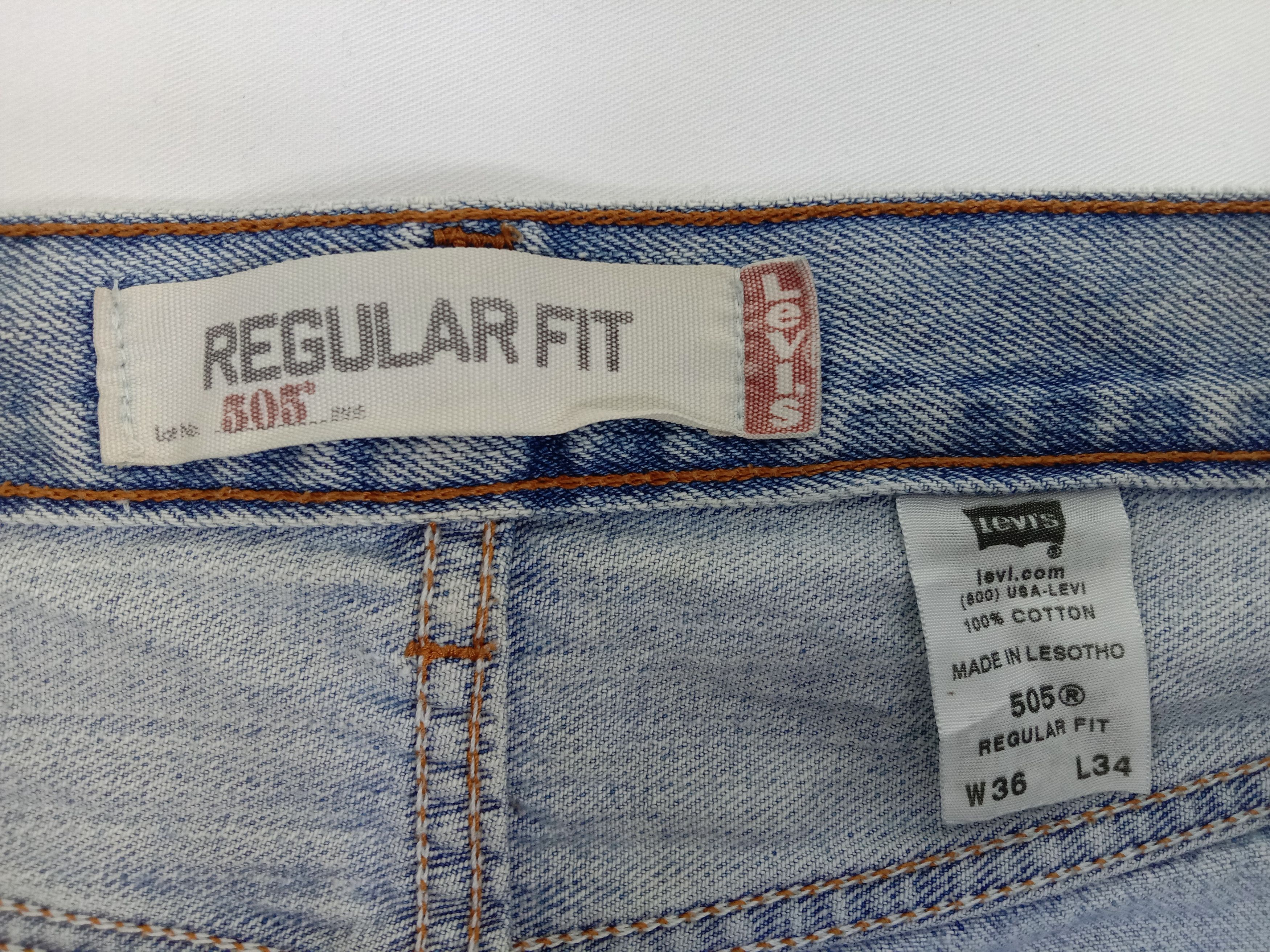 Levi's Vintage Levi's 505 Jeans Light Wash Regular Fit Denim Size US 36 / EU 52 - 15 Thumbnail