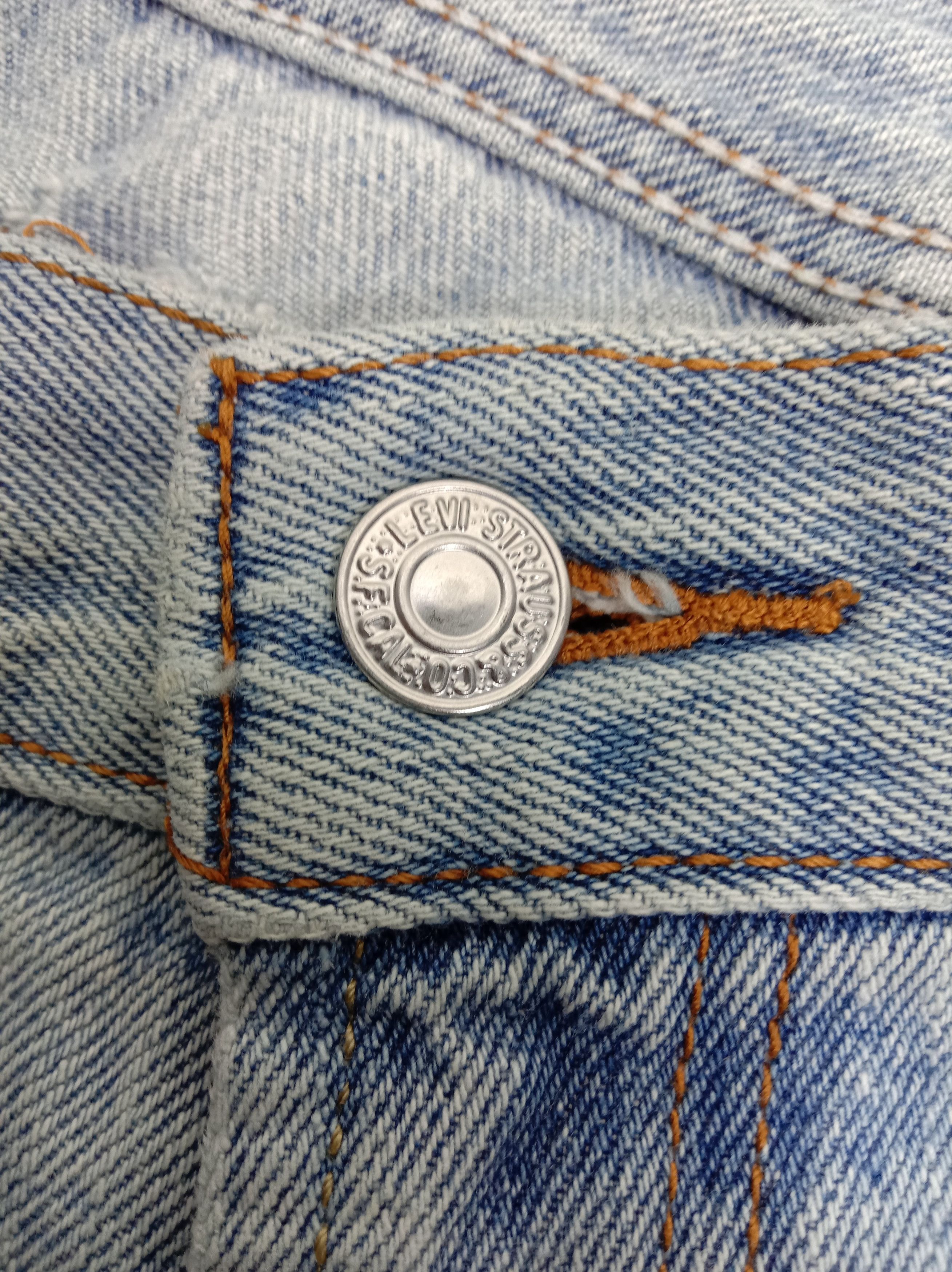 Levi's Vintage Levi's 505 Jeans Light Wash Regular Fit Denim Size US 36 / EU 52 - 10 Thumbnail