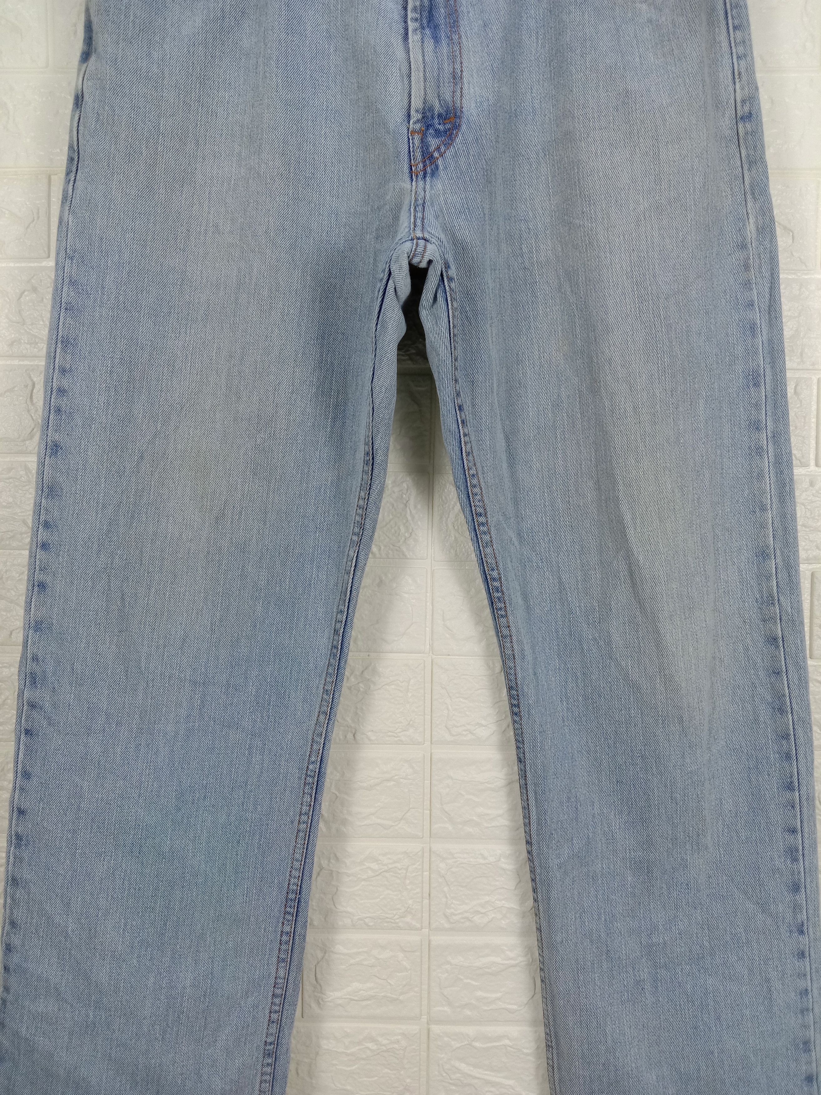 Levi's Vintage Levi's 505 Jeans Light Wash Regular Fit Denim Size US 36 / EU 52 - 3 Thumbnail