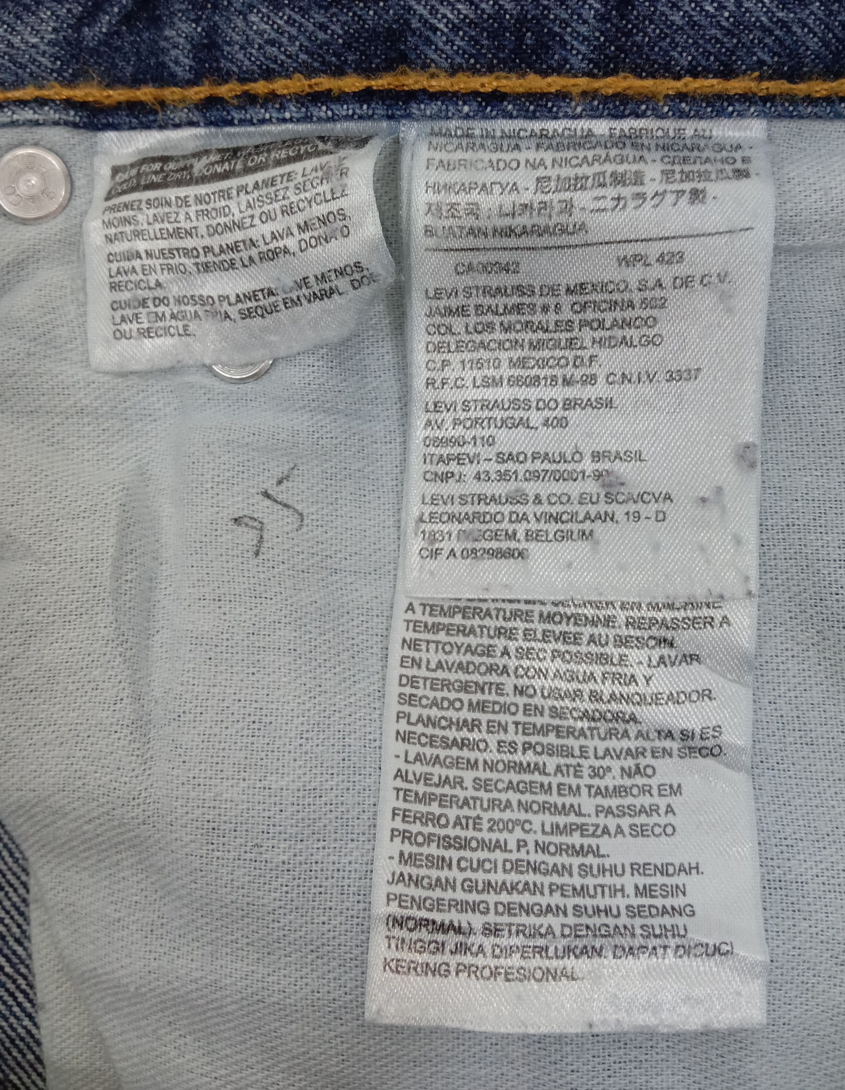 Levi's Vintage Levi's 517 Flare Jeans Stone Wash Denim Size US 33 - 14 Thumbnail