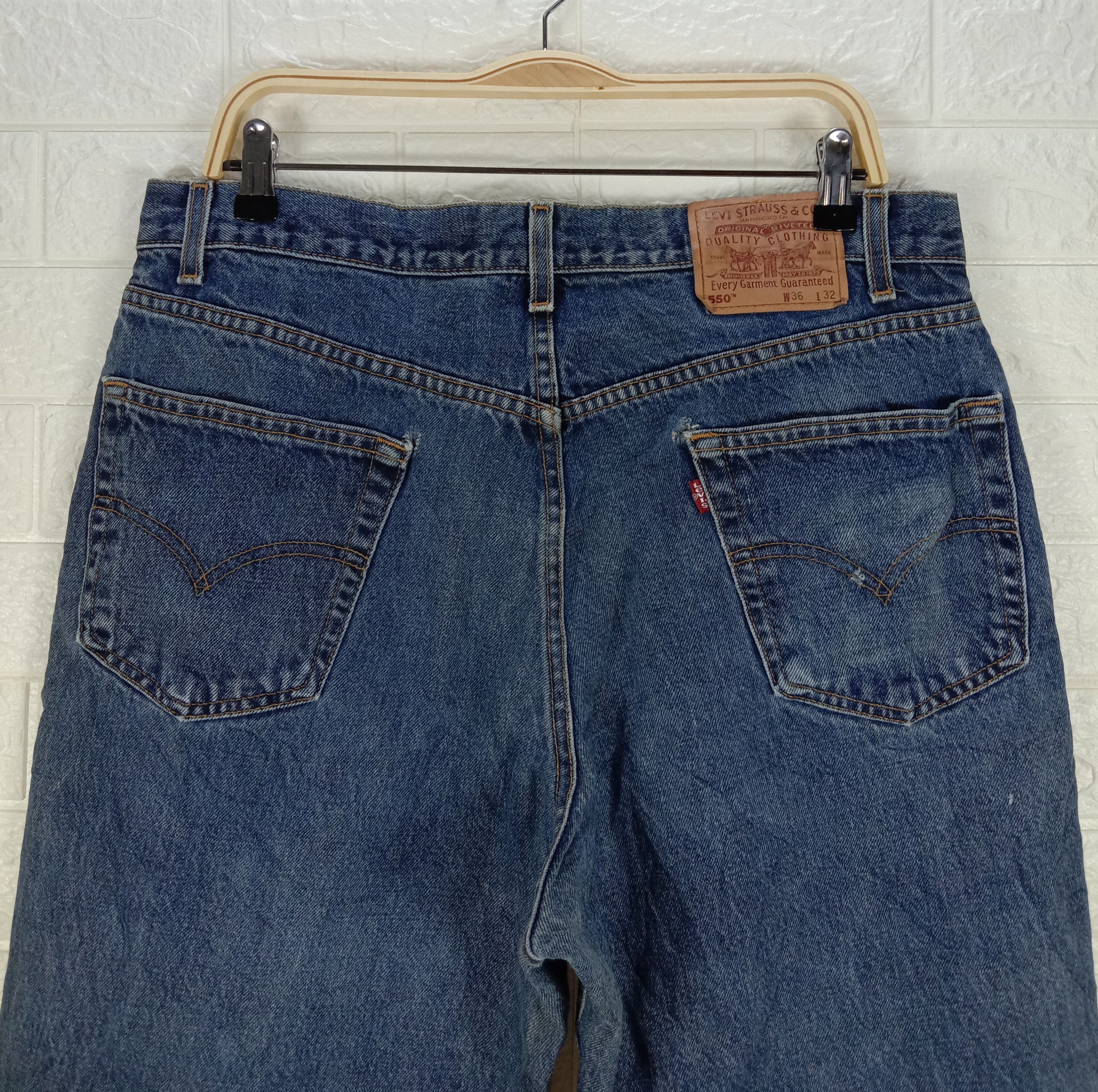 Levi's Vintage 90s Levi's 550 Jeans Relaxed Fit Denim Size US 35 - 6 Thumbnail