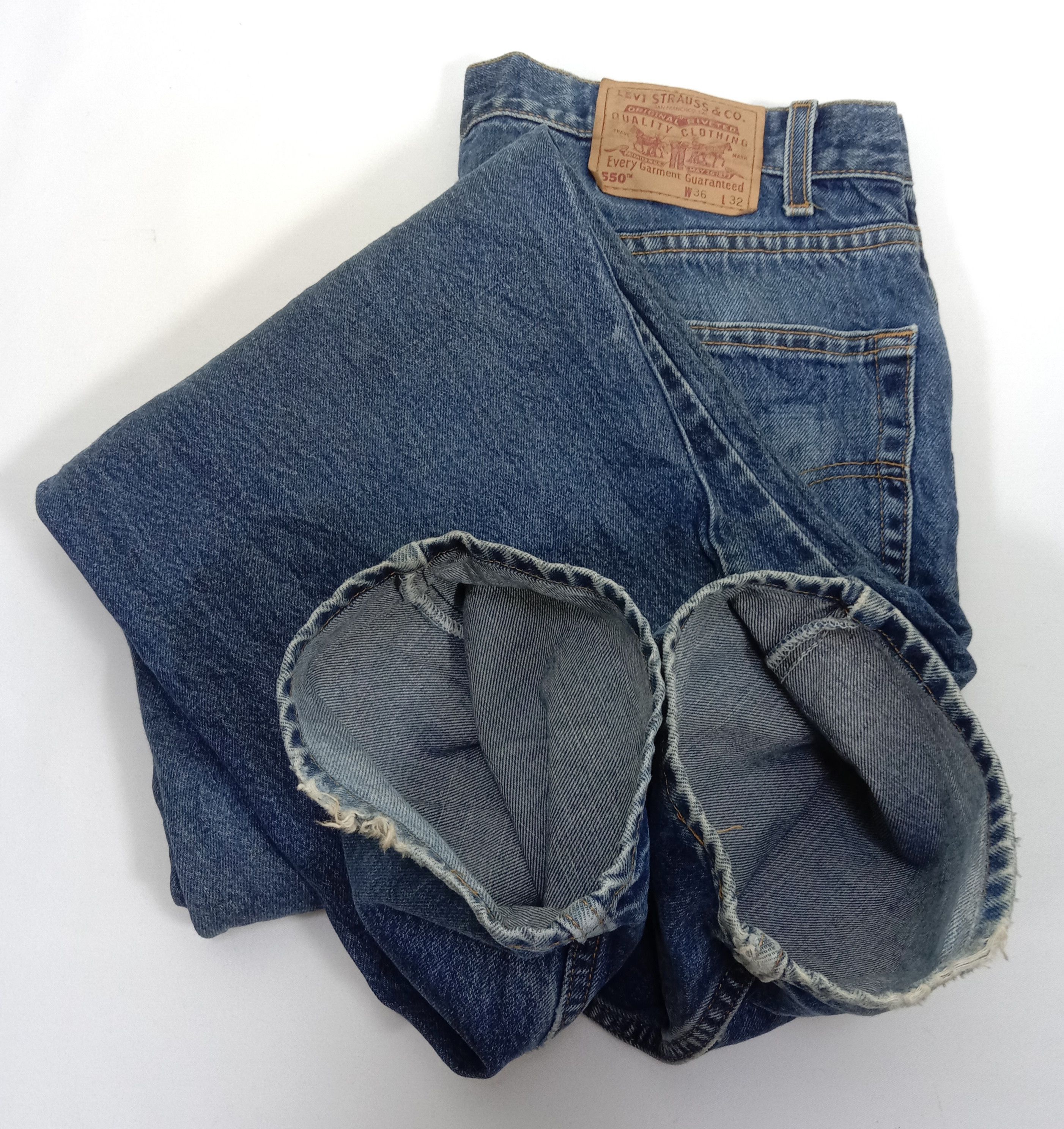 Levi's Vintage 90s Levi's 550 Jeans Relaxed Fit Denim Size US 35 - 16 Thumbnail