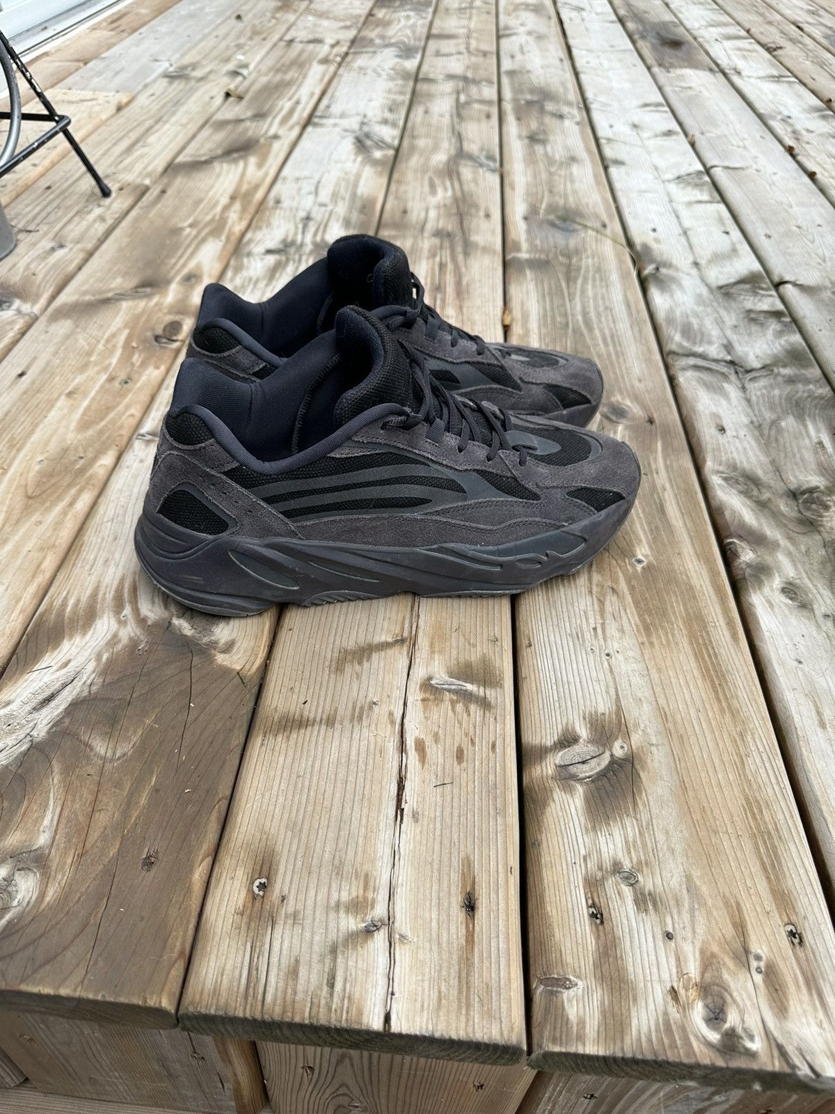 Adidas × Kanye West Yeezy 700 V2 Vanta Like New Black / Grey Sneakers / Shoes Size US 11.5 / EU 44-45 - 2 Thumbnail