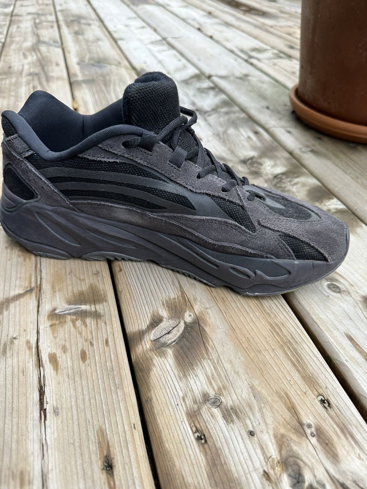 Adidas × Kanye West Yeezy 700 V2 Vanta Like New Black / Grey Sneakers / Shoes Size US 11.5 / EU 44-45 - 6 Thumbnail