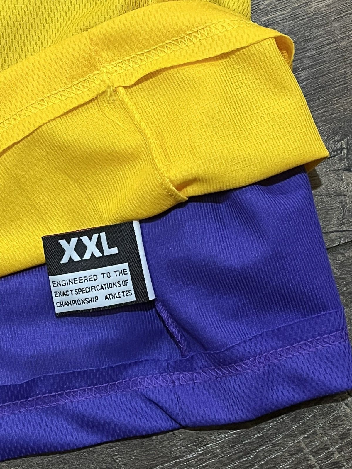 Vintage Retro 90’s - Reversible Nike Basketball Jersey - Size XXL Size US XXL / EU 58 / 5 - 4 Thumbnail