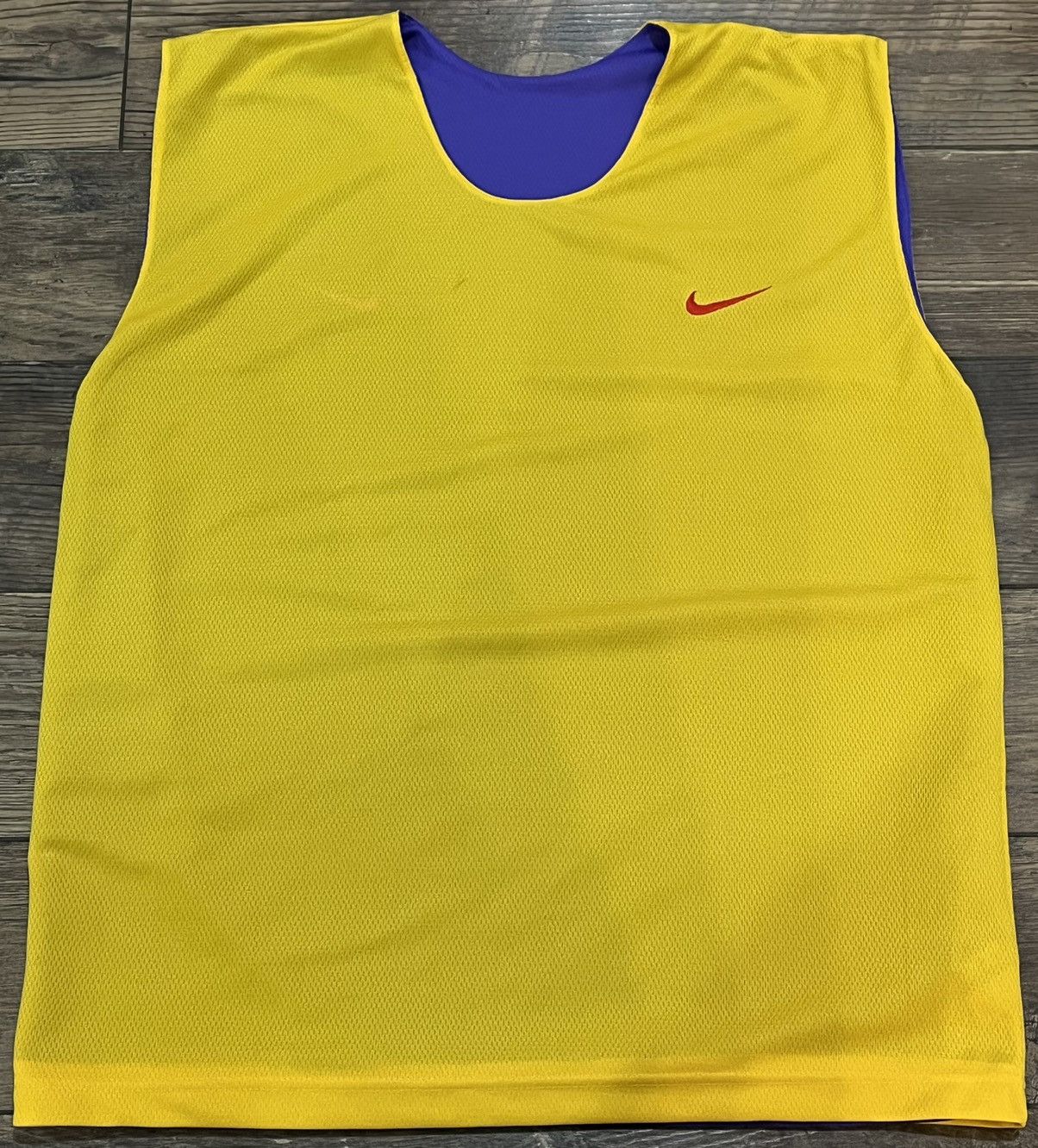 Vintage Retro 90’s - Reversible Nike Basketball Jersey - Size XXL Size US XXL / EU 58 / 5 - 2 Thumbnail