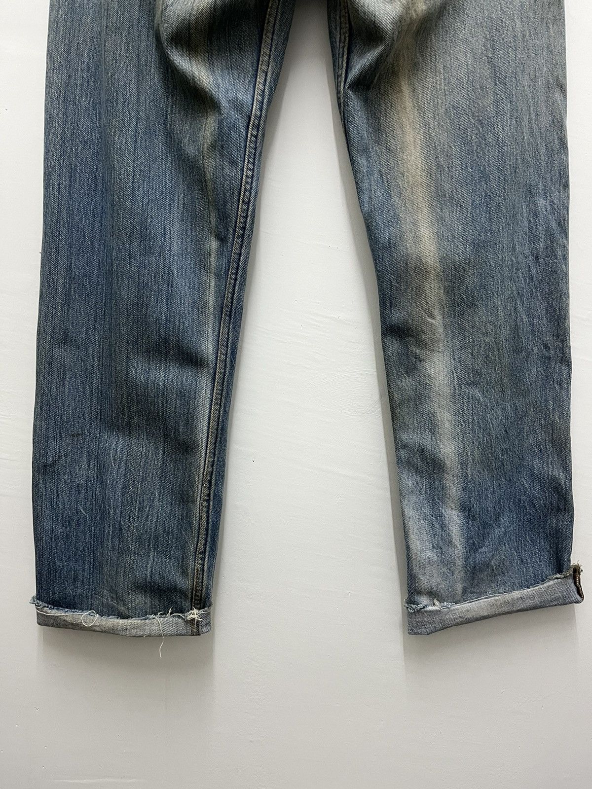 Levi's Vintage Levis 501 90s Distressed Sunfaded Denim Pants Size US 33 - 3 Thumbnail