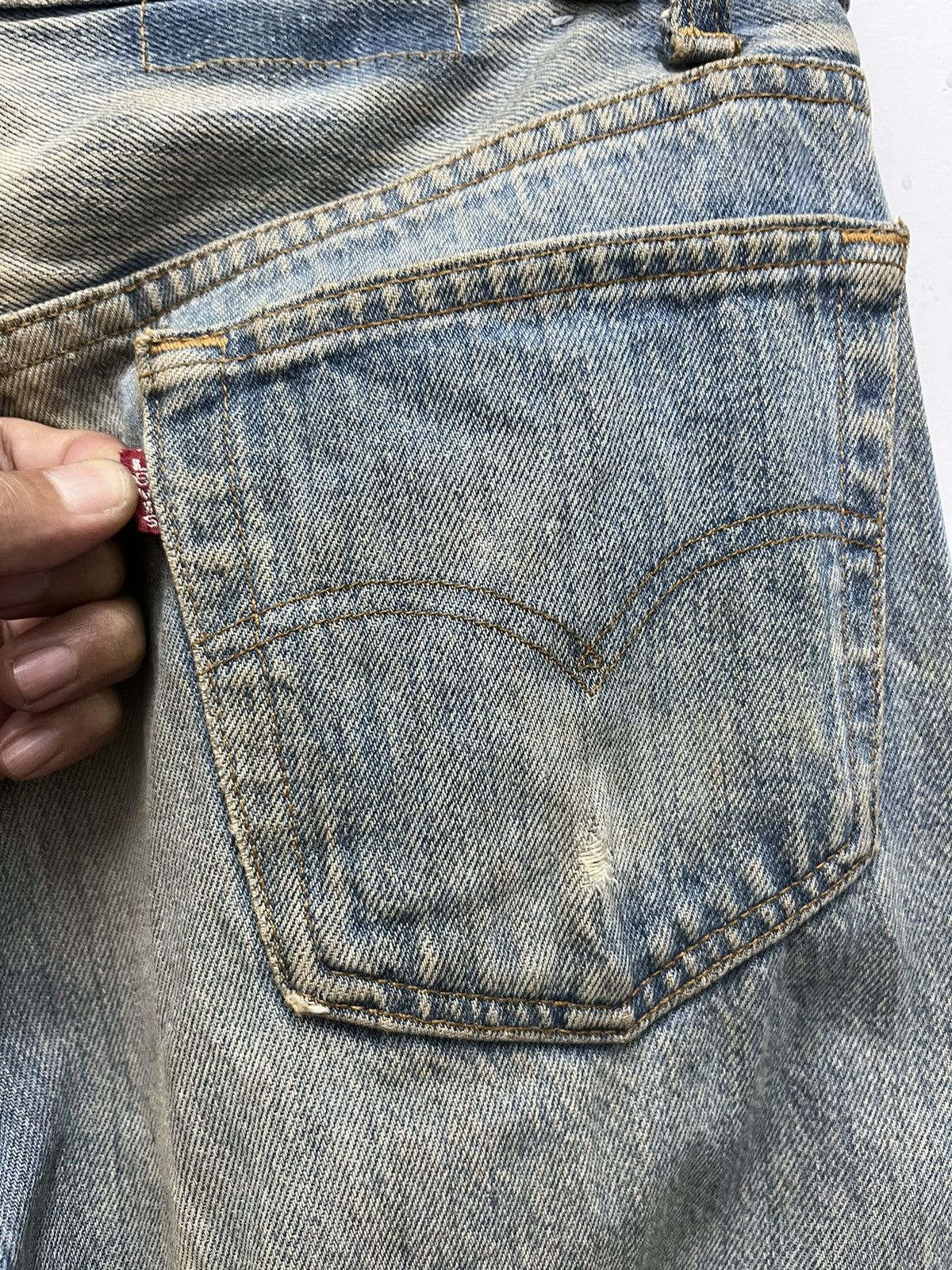 Levi's Vintage Levis 501 90s Distressed Sunfaded Denim Pants Size US 33 - 10 Thumbnail