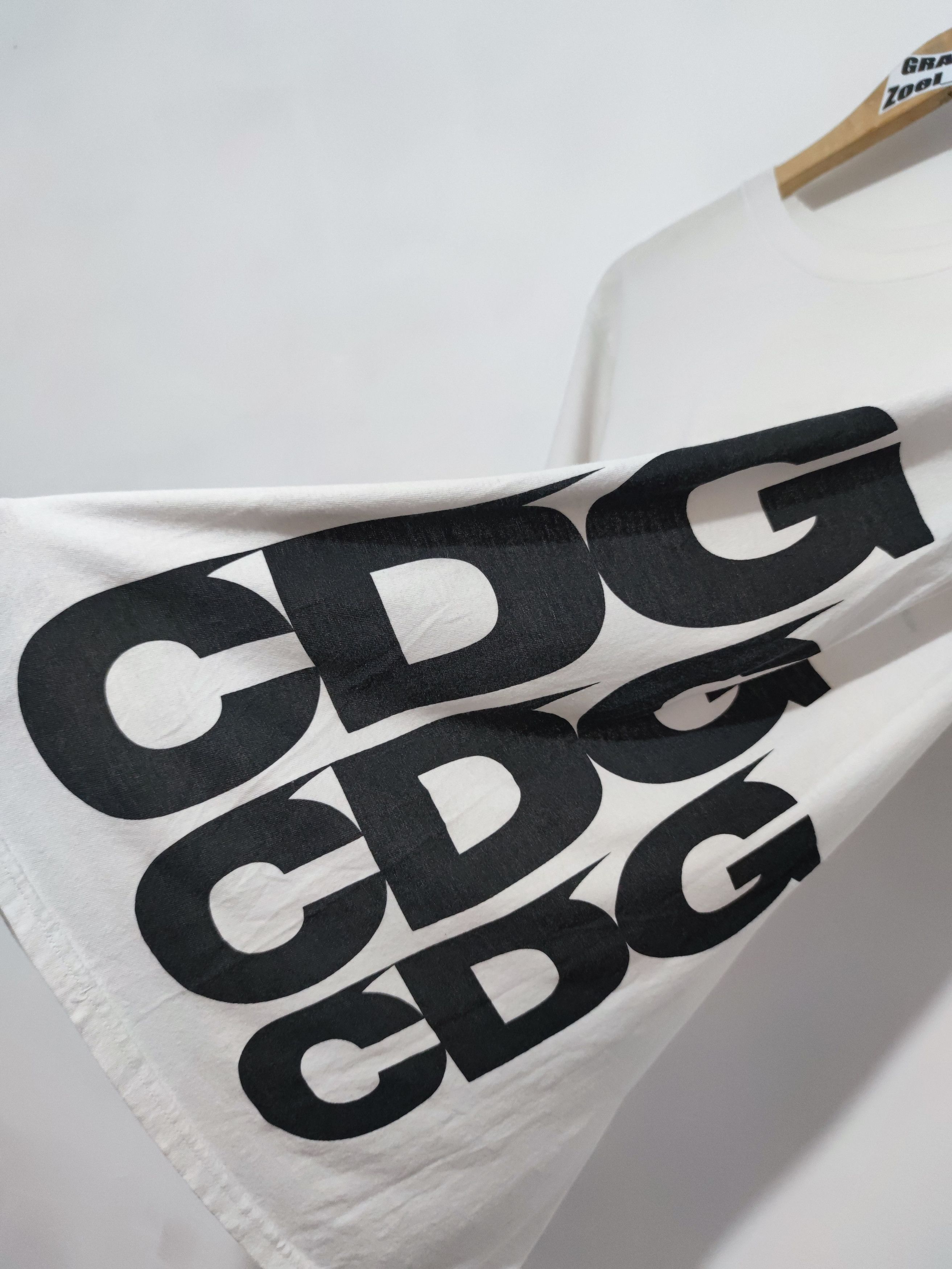 CDG by Comme des Garcons Comme des Garcons x Hanes white tee Size US M / EU 48-50 / 2 - 3 Thumbnail