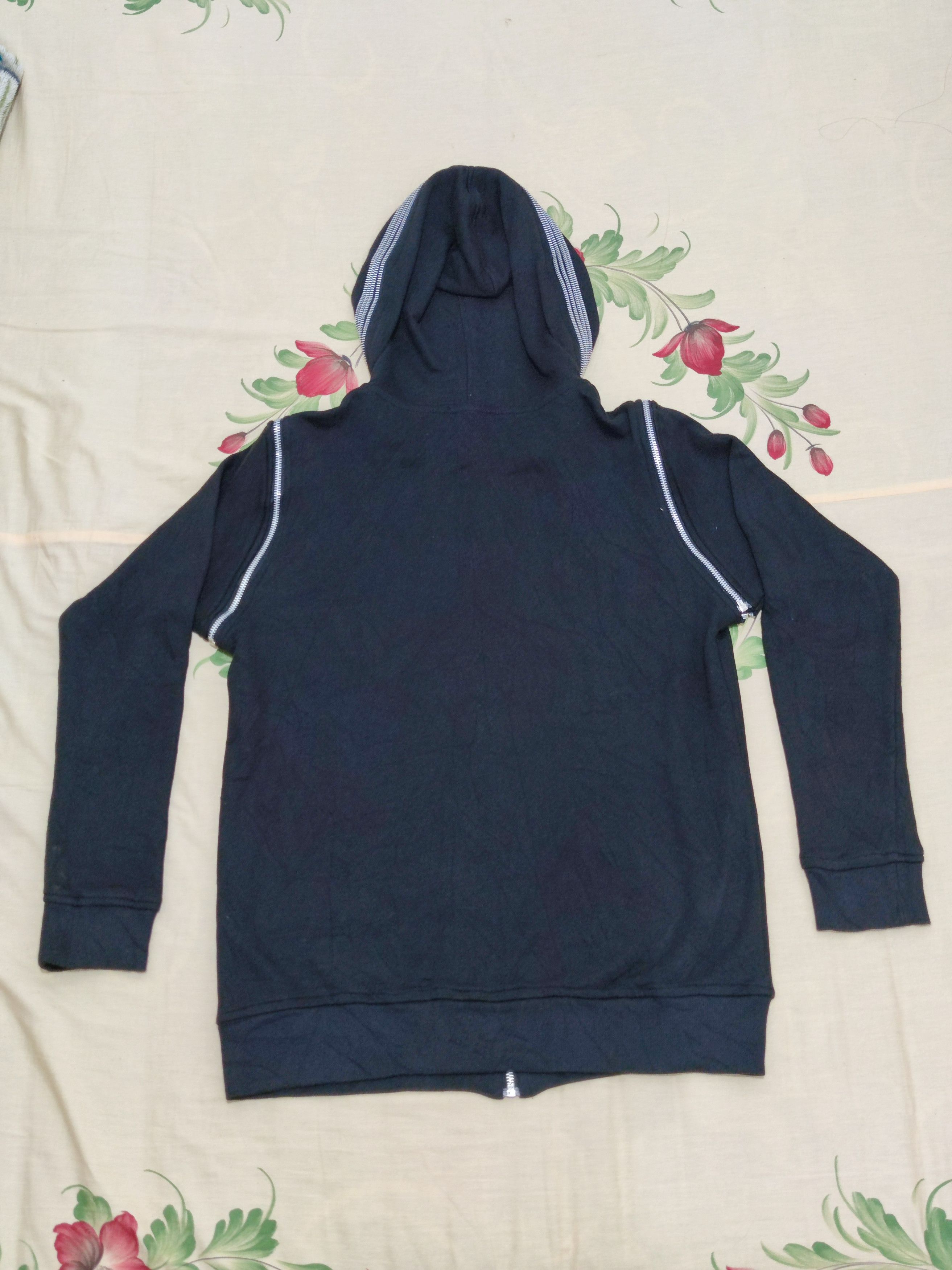 Mastermind Japan Swarovski Skull Hoodie Zip up Size US M / EU 48-50 / 2 - 2 Thumbnail