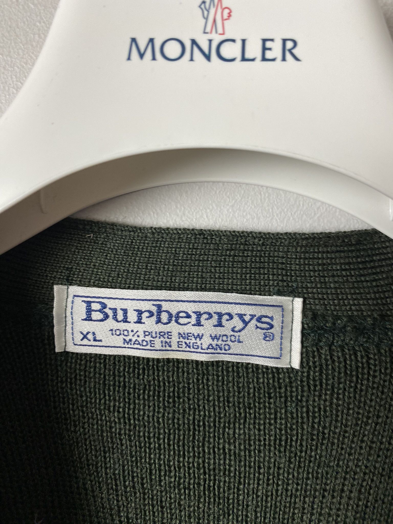 Burberry Burberrys vintage heavy cardigan sweater small logo Size US XL / EU 56 / 4 - 3 Thumbnail