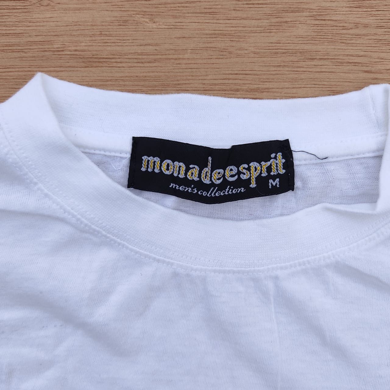 Vintage vintage tee D - 16 Size US M / EU 48-50 / 2 - 3 Thumbnail