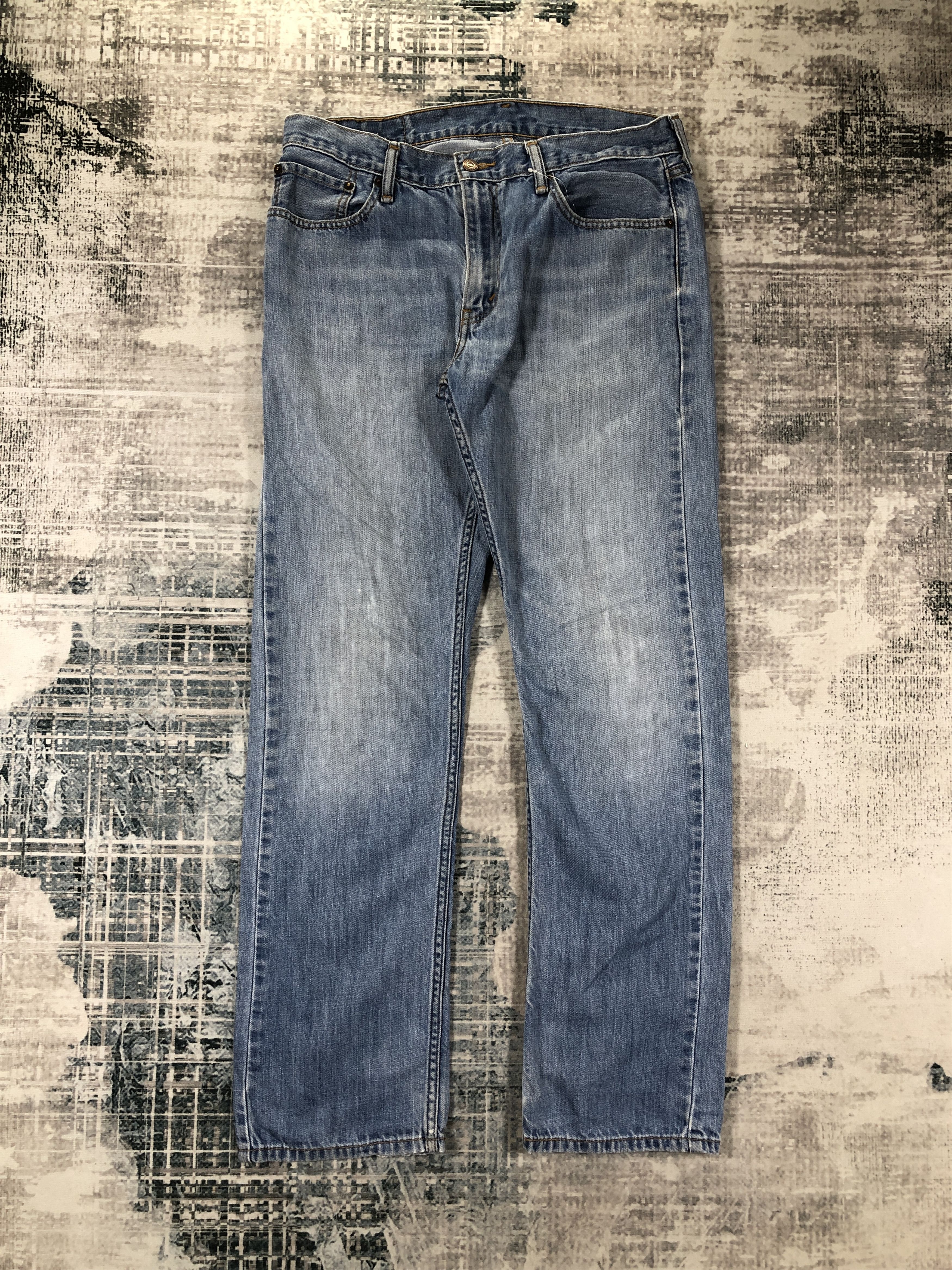 Levi's Vintage Levis 514 Jeans Faded Blue Size US 33 - 1 Thumbnail