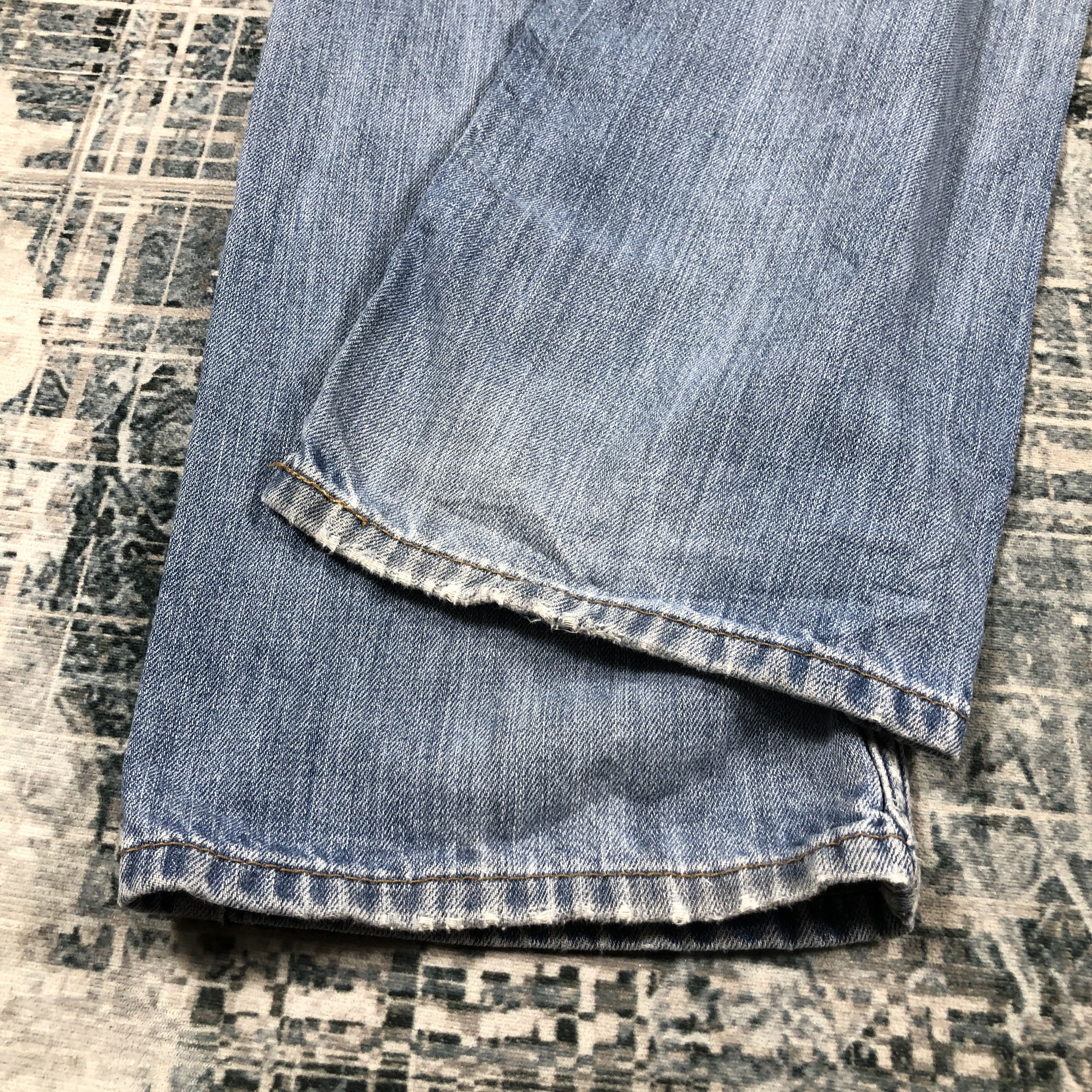 Levi's Vintage Levis 514 Jeans Faded Blue Size US 33 - 6 Thumbnail