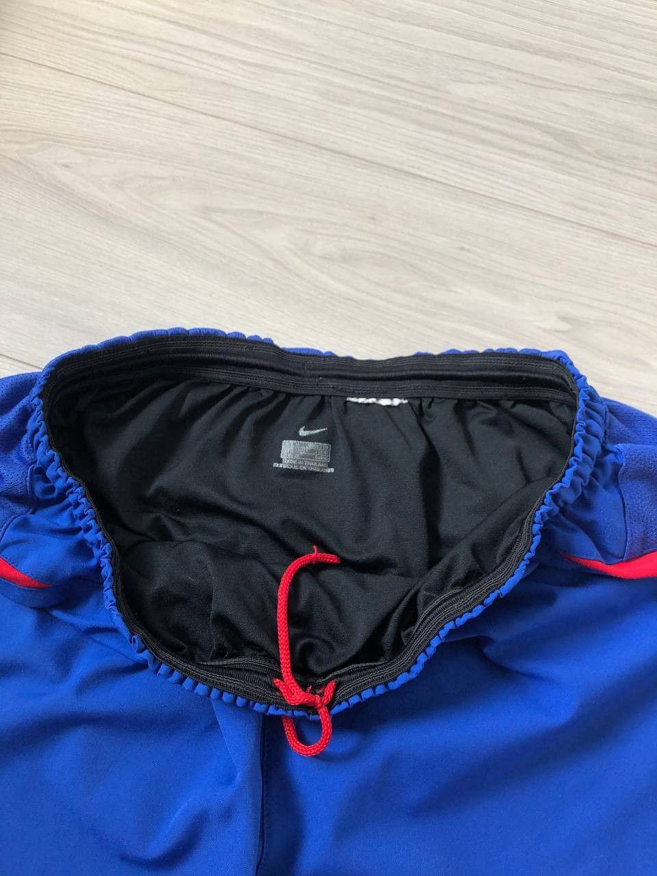 Vintage FC Basel Home Switzerland Football Soccer Shorts Nike Size US 32 / EU 48 - 8 Thumbnail