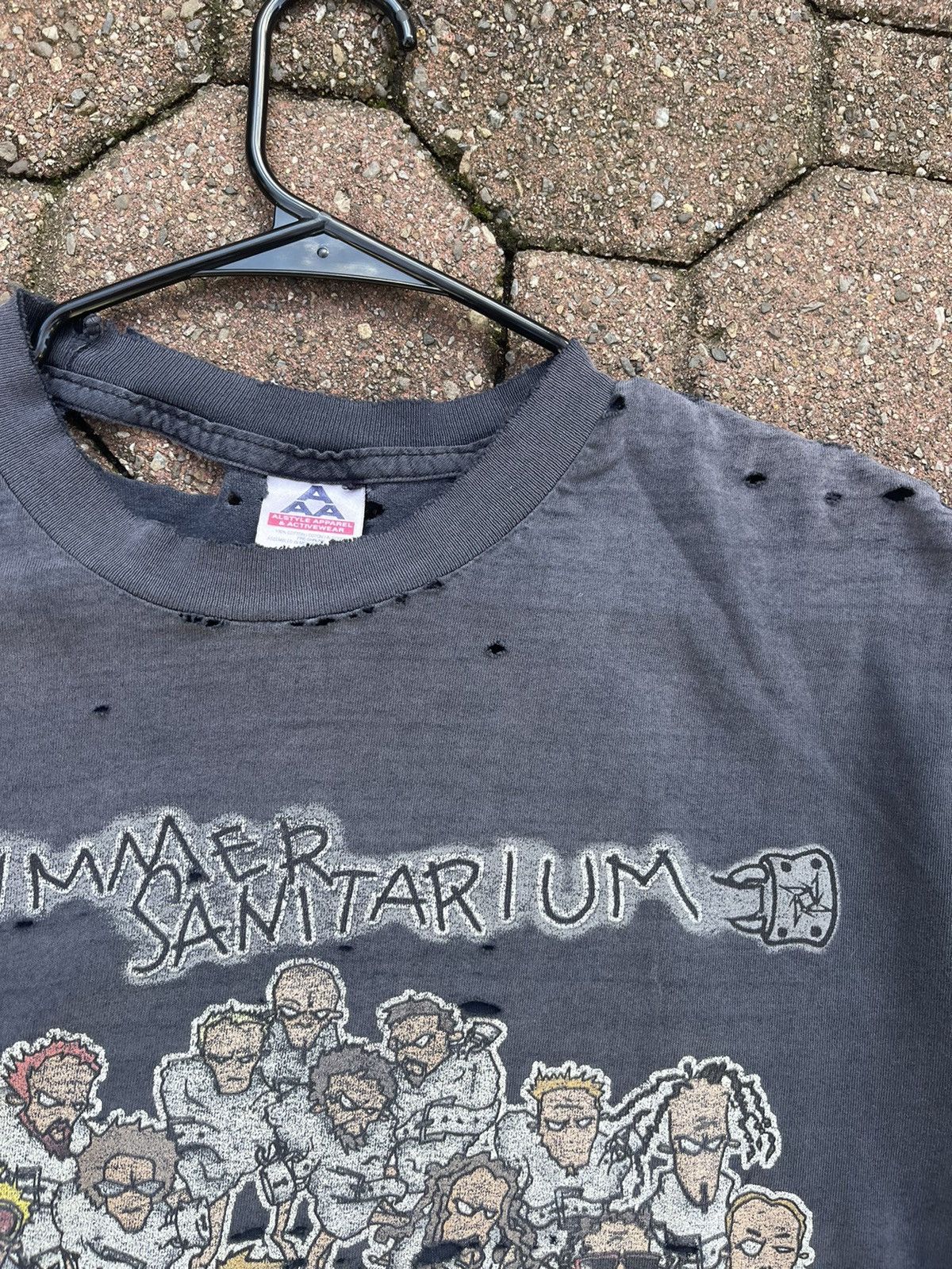 Band Tees × Vintage Vintage Metallica Band Tee Faded Ripped Paper Thin Beauty Size US L / EU 52-54 / 3 - 7 Thumbnail