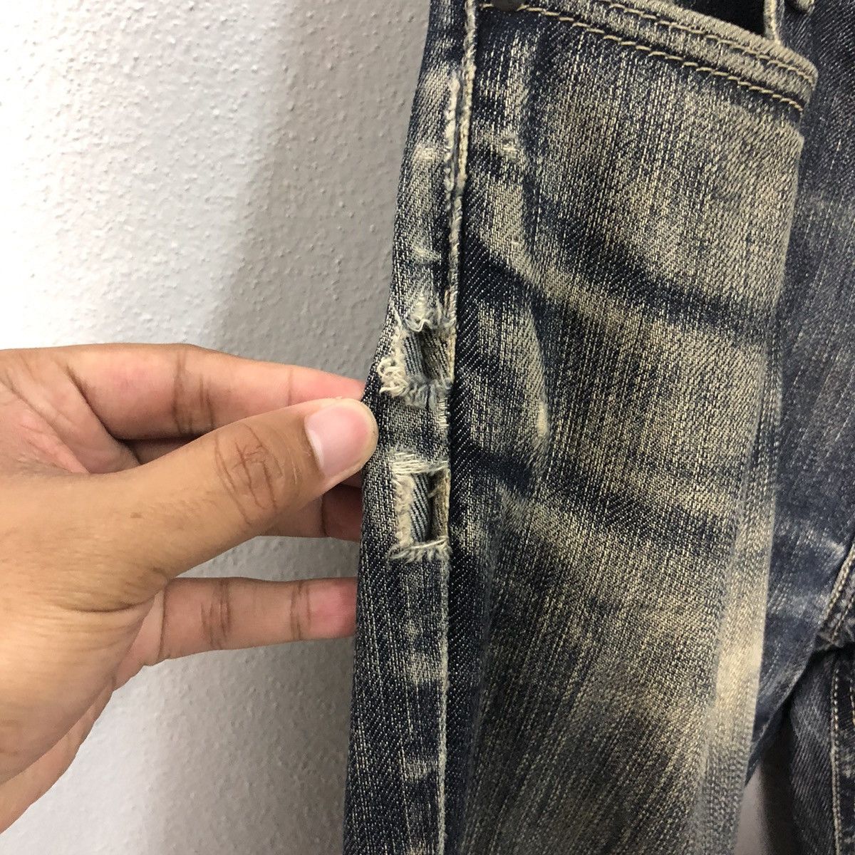 Levi's Vintage Levis Lot 541 Faded Distressed Denim Pants W35 Size US 35 - 4 Thumbnail